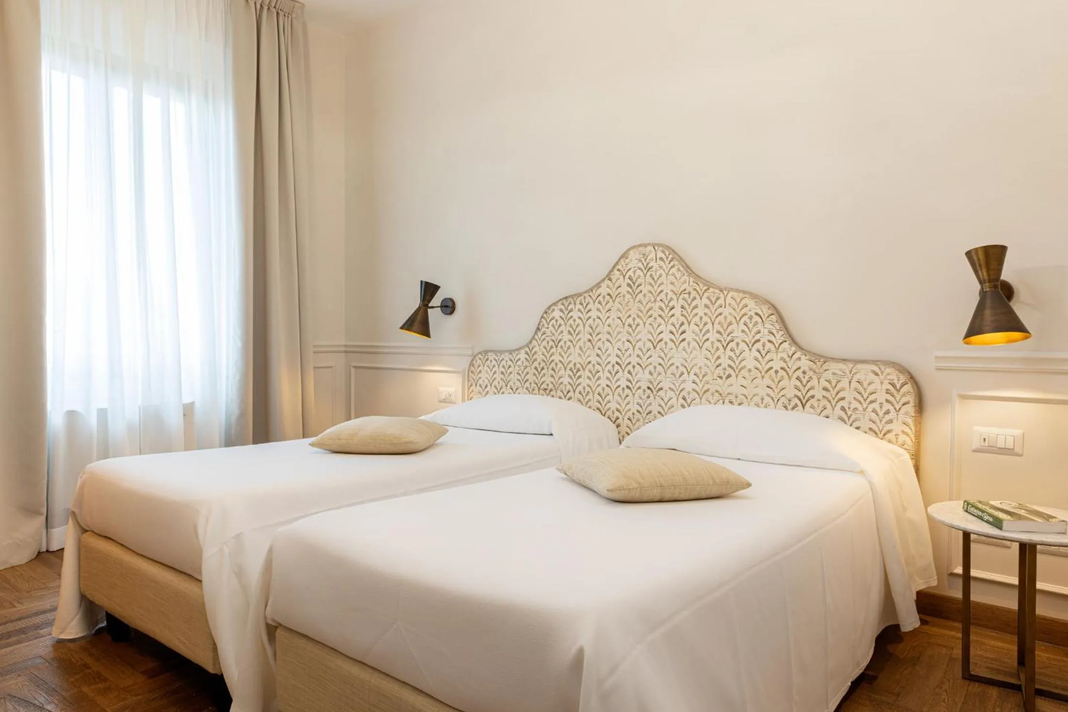 Photo of the whole room, Bed in Albergo Chiusarelli