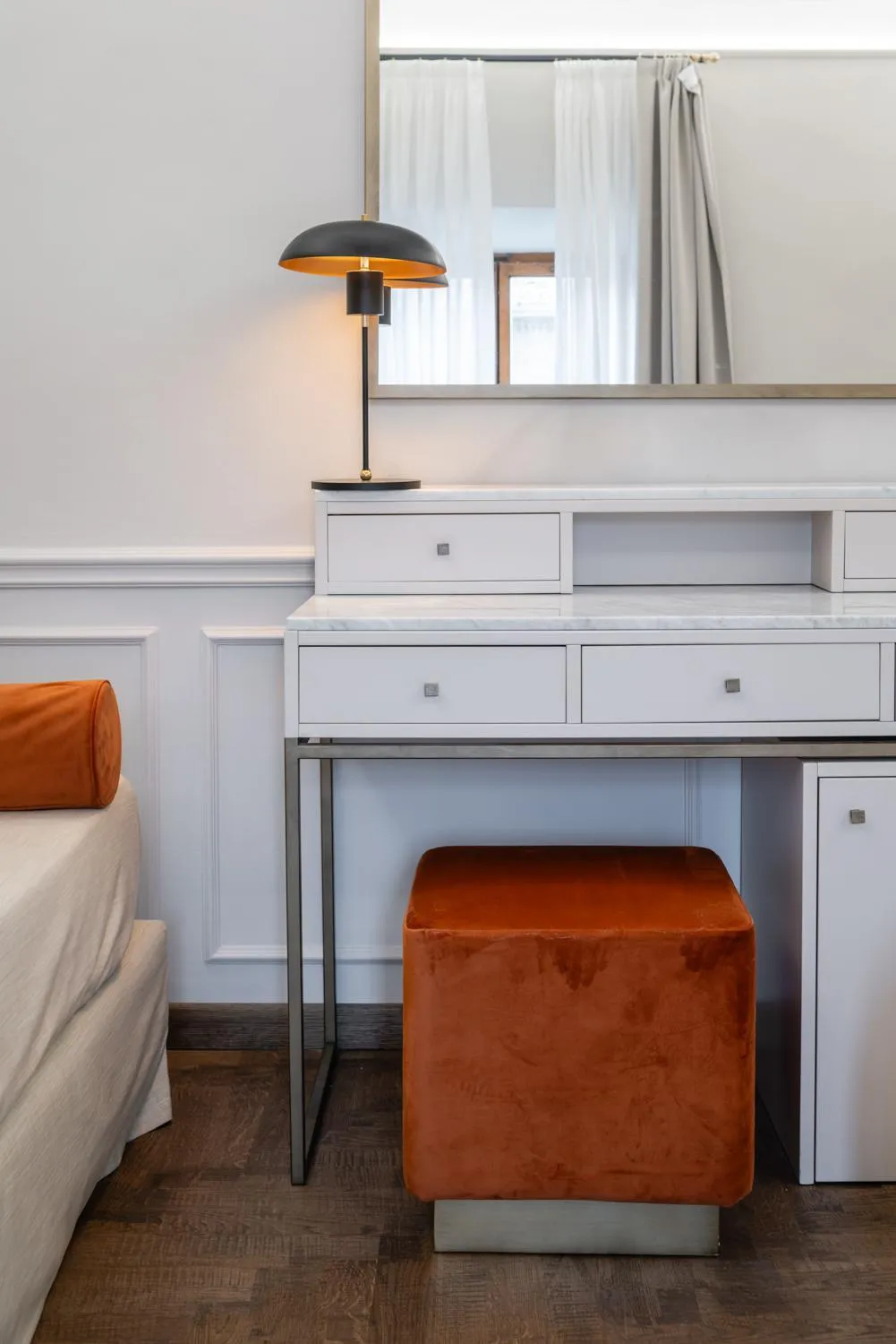 furniture in Albergo Chiusarelli