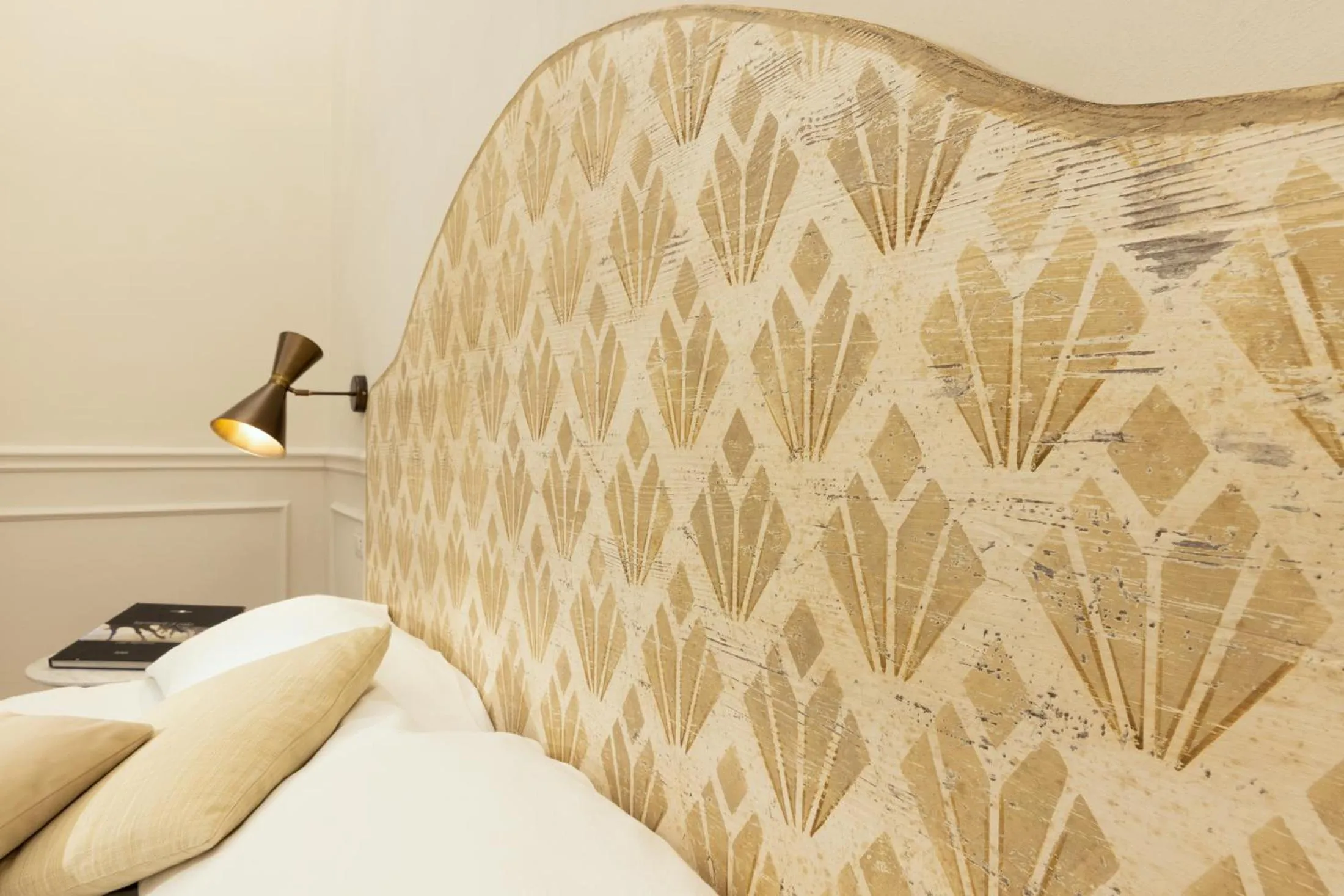 Bed in Albergo Chiusarelli