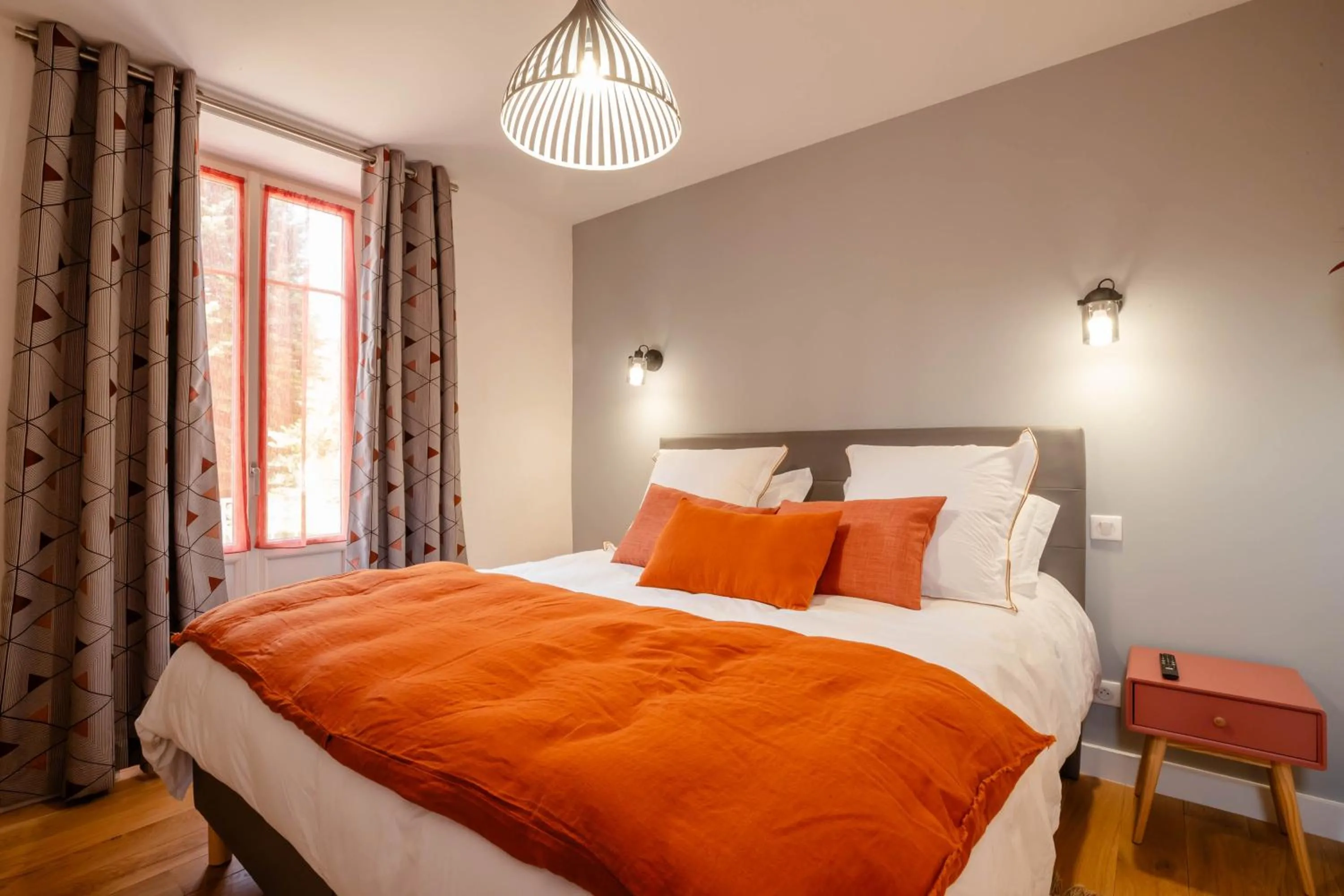 Photo of the whole room, Bed in Villa Fémina