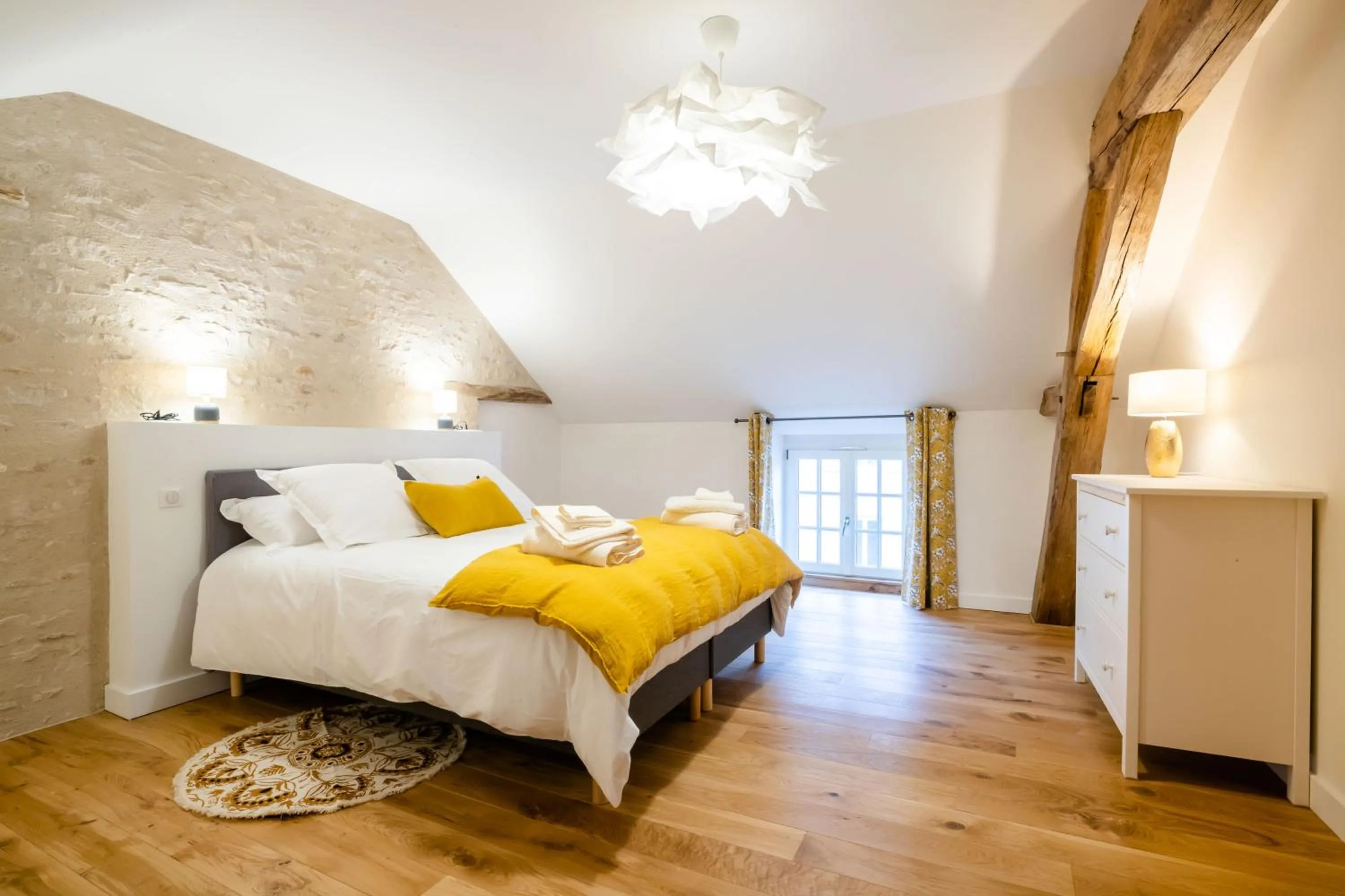 Bedroom, Bed in Villa Fémina