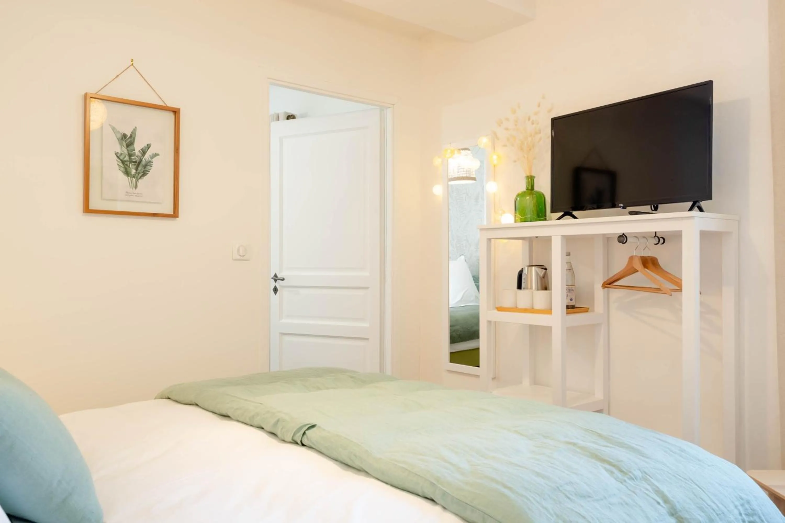 Photo of the whole room, Bed in Villa Fémina