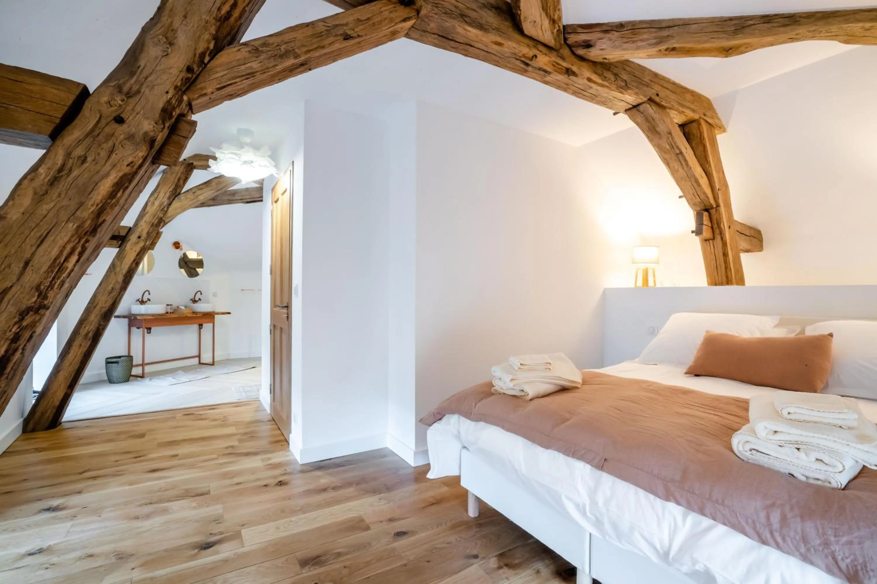 Photo of the whole room, Bed in Villa Fémina