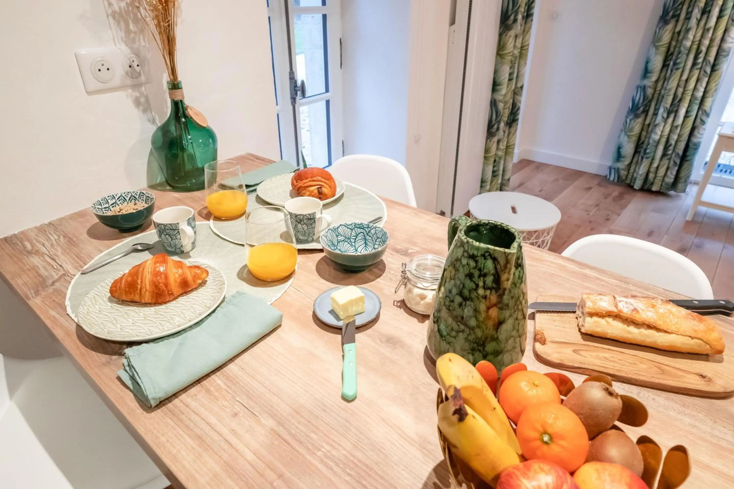 Kitchen or kitchenette in Villa Fémina