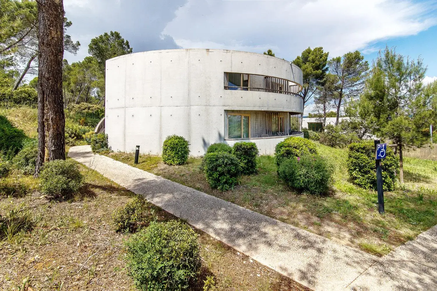 Property building in thecamp hôtel - Aix en Provence Property building in thecamp hôtel - Aix en Provence