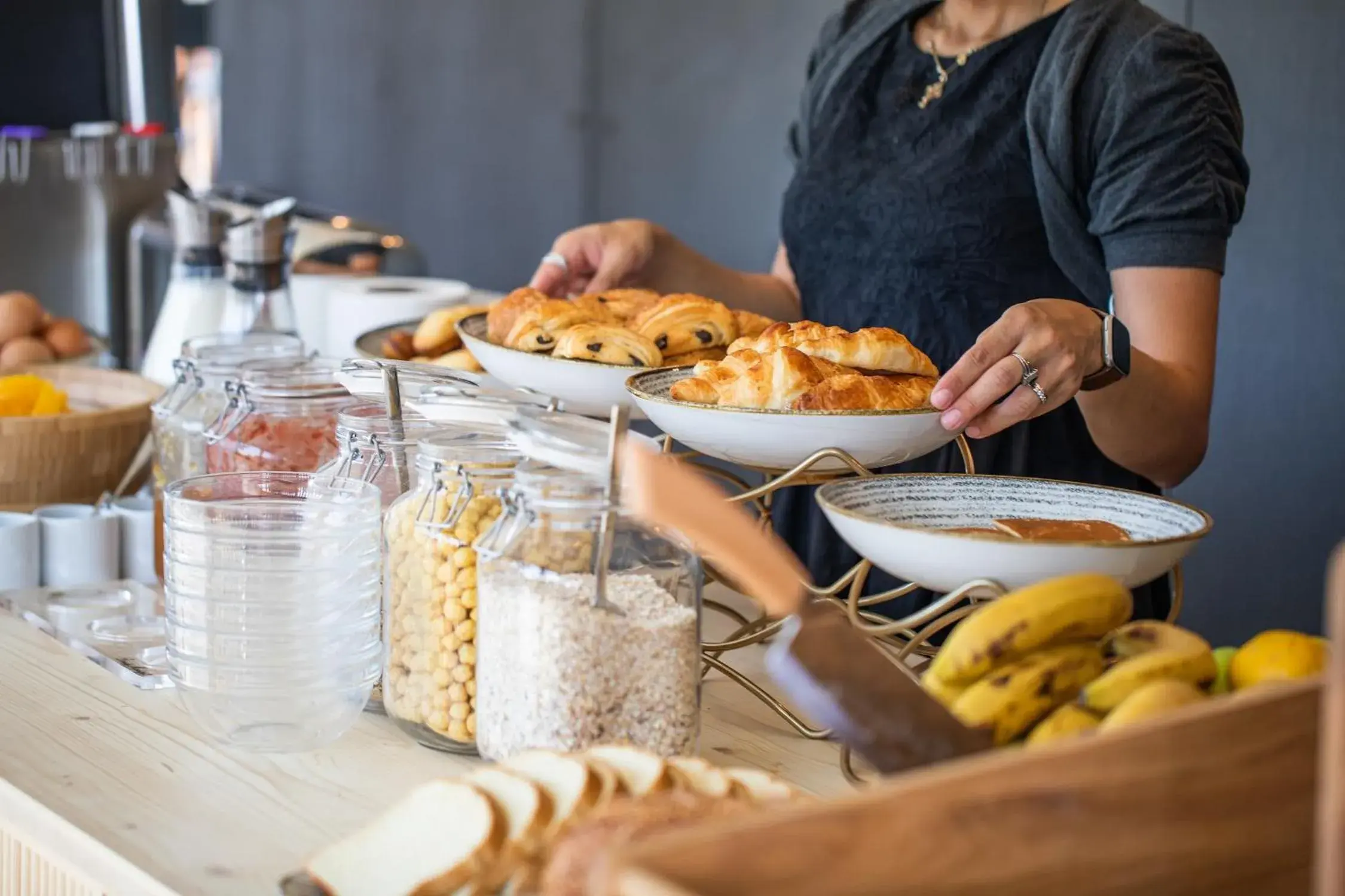 Breakfast in thecamp hôtel - Aix en Provence Breakfast in thecamp hôtel - Aix en Provence
