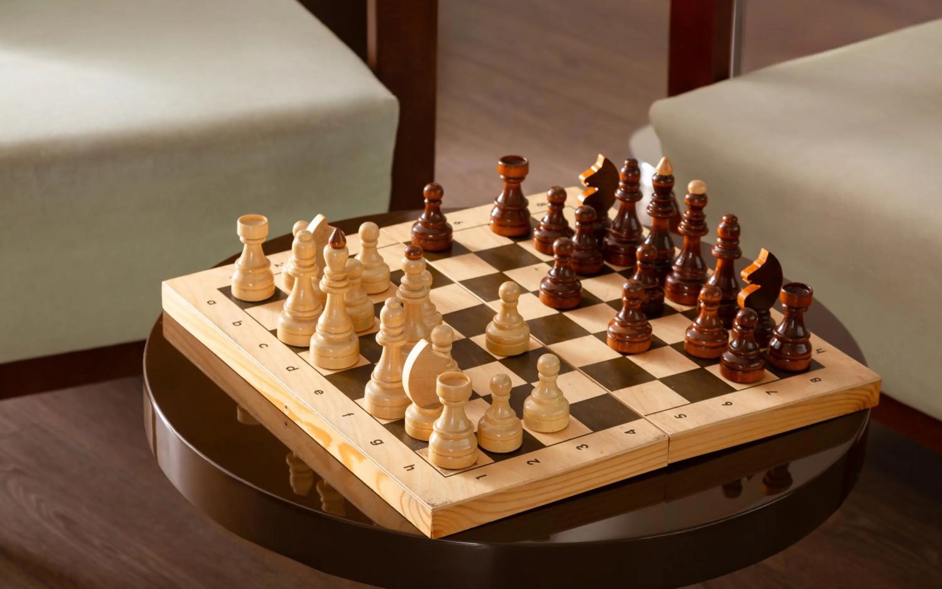 Decorative detail in Gashalti Health Hotel Naftalan