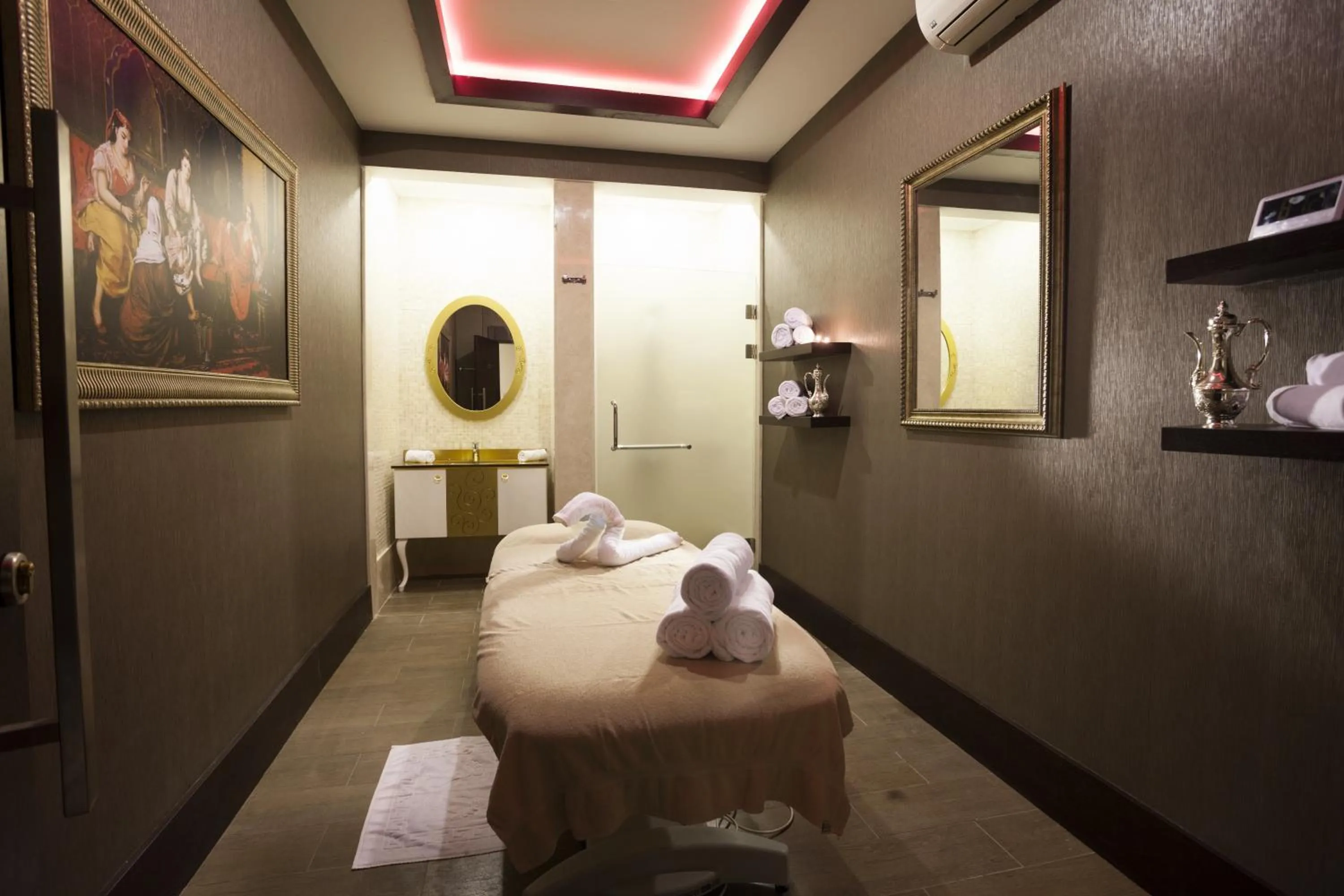 Spa and wellness centre/facilities, Bed in Gashalti Health Hotel Naftalan