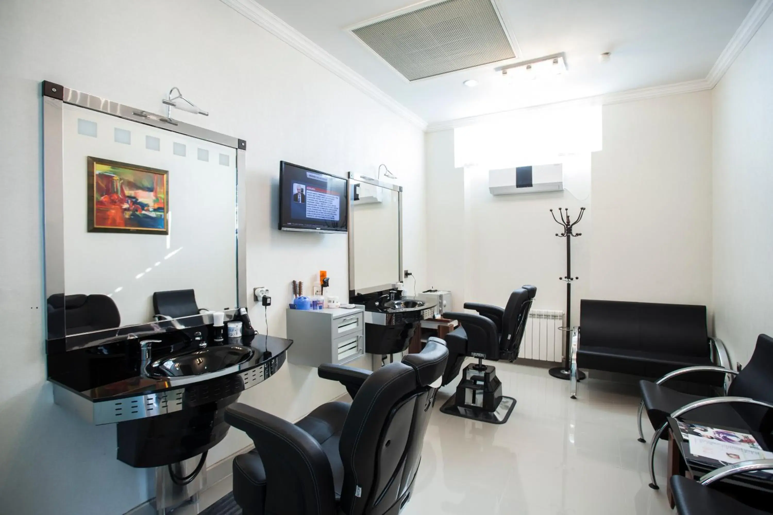 Spa and wellness centre/facilities in Gashalti Health Hotel Naftalan Spa and wellness centre/facilities in Gashalti Health Hotel Naftalan