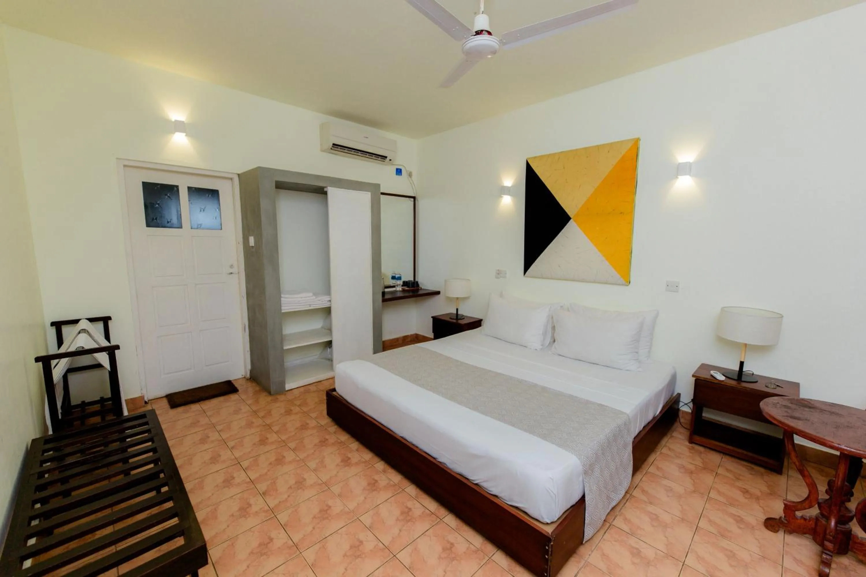 Photo of the whole room, Bed in Shangrela Beach Resort by ARK