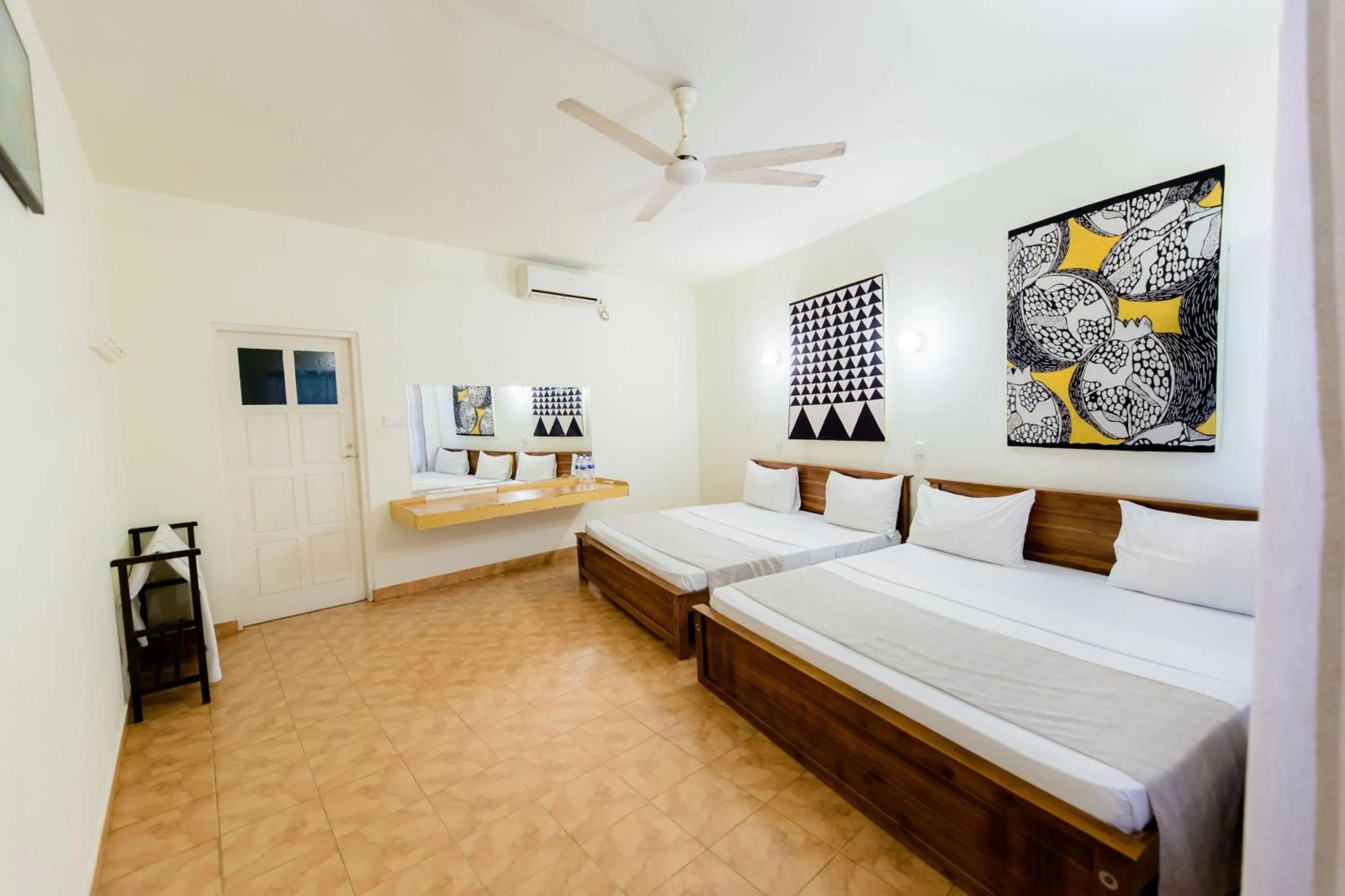 Photo of the whole room, Bed in Shangrela Beach Resort by ARK