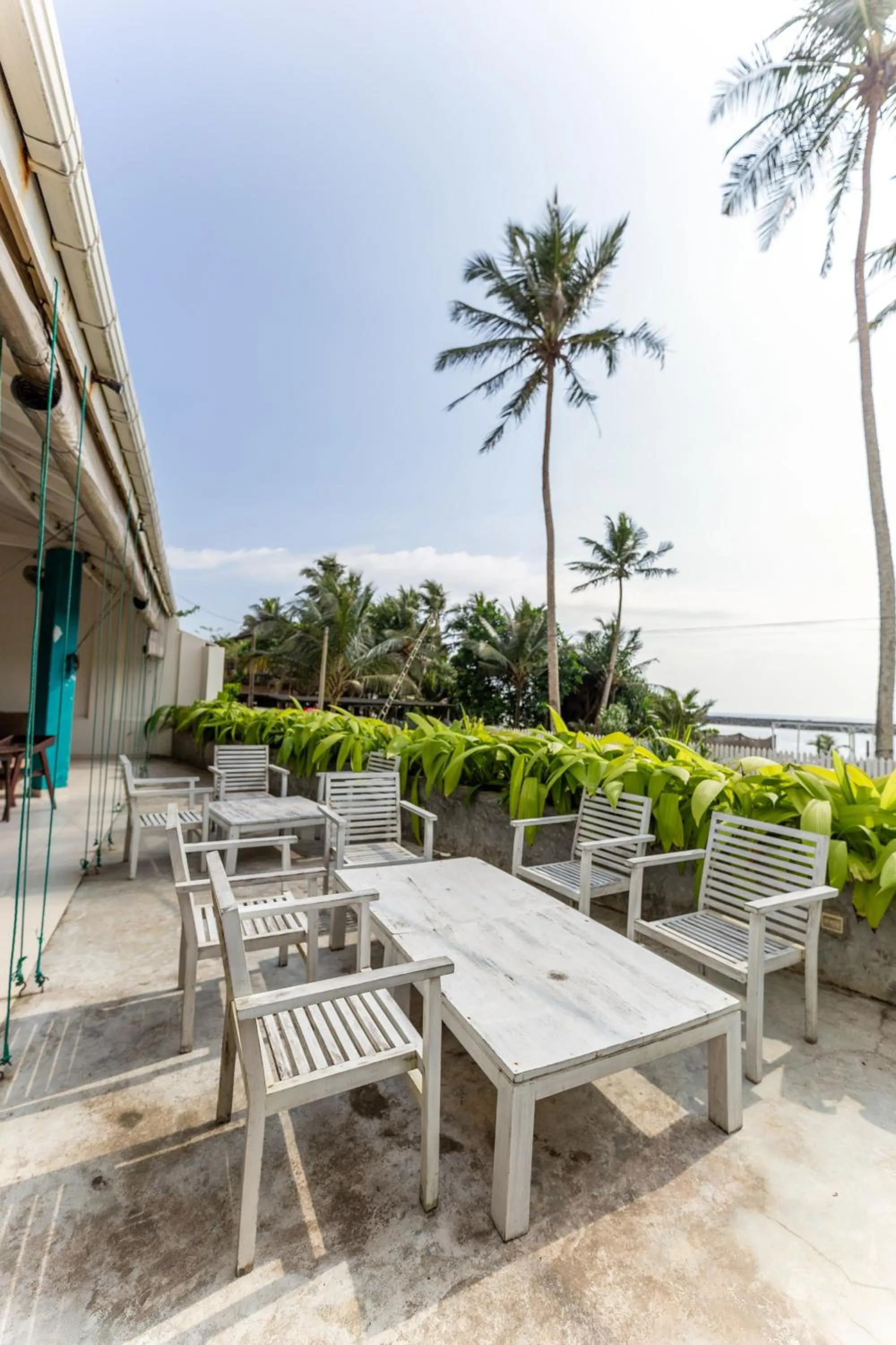 Restaurant/places to eat in Shangrela Beach Resort by ARK