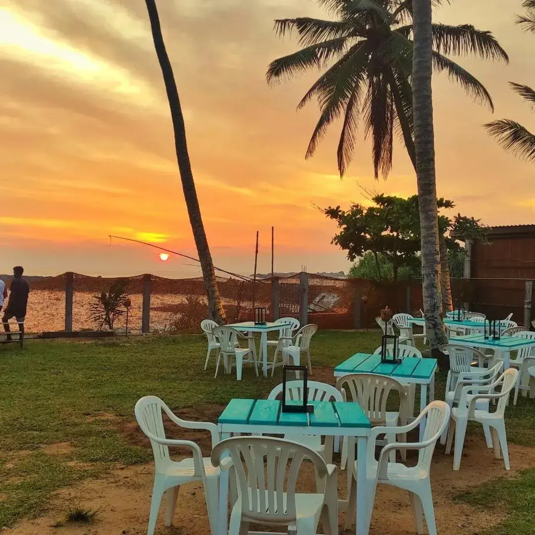 Restaurant/places to eat in Shangrela Beach Resort by ARK Restaurant/places to eat in Shangrela Beach Resort by ARK