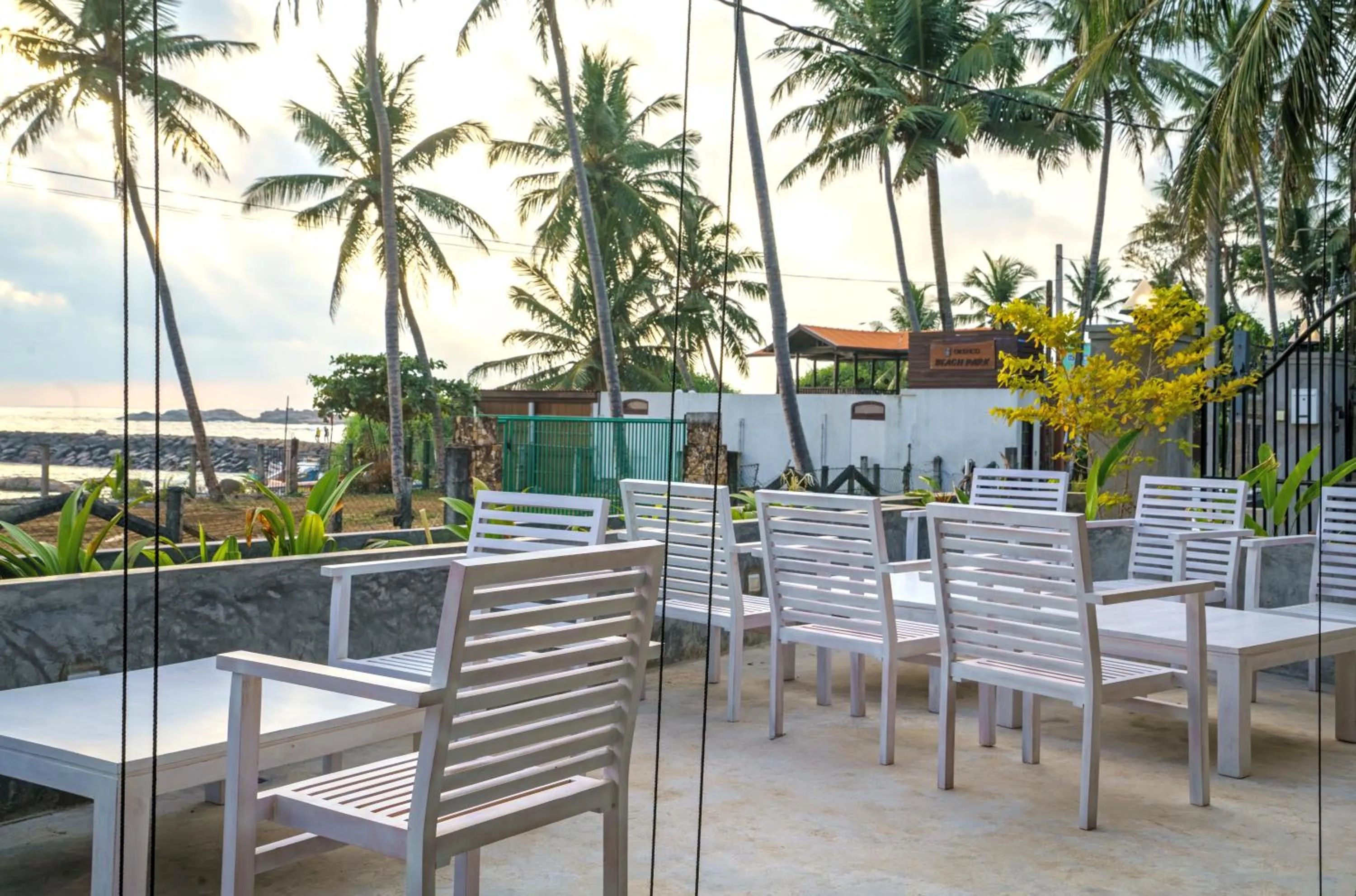 Restaurant/places to eat in Shangrela Beach Resort by ARK