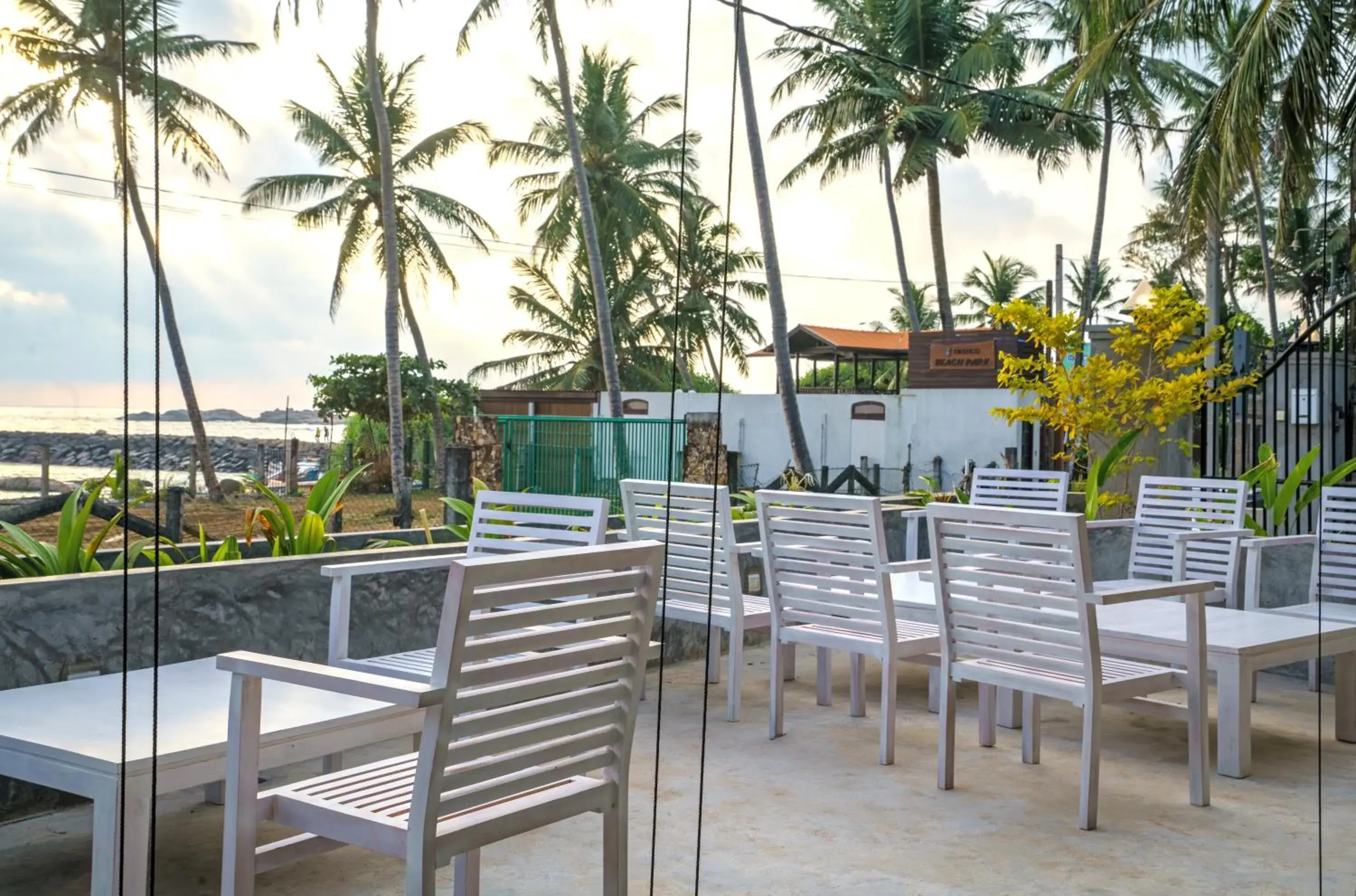 Restaurant/places to eat in Shangrela Beach Resort by ARK Restaurant/places to eat in Shangrela Beach Resort by ARK