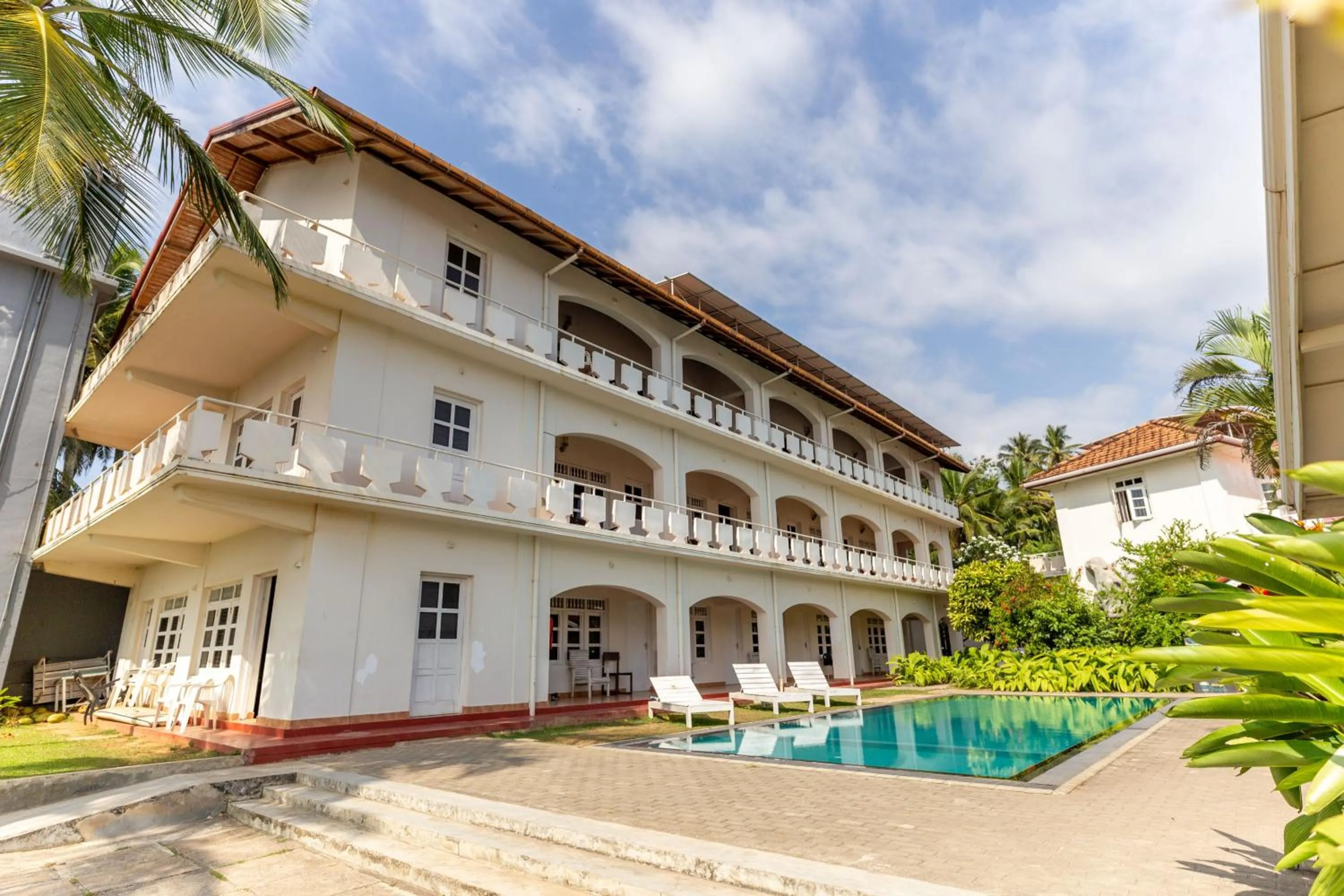 Property building in Shangrela Beach Resort by ARK