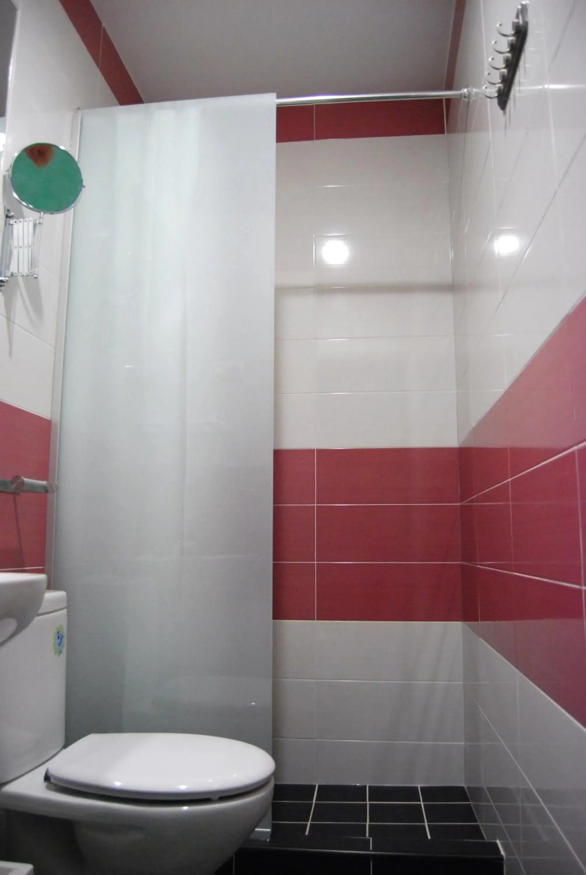 Bathroom in Hostal Madrid Star Bathroom in Hostal Madrid Star