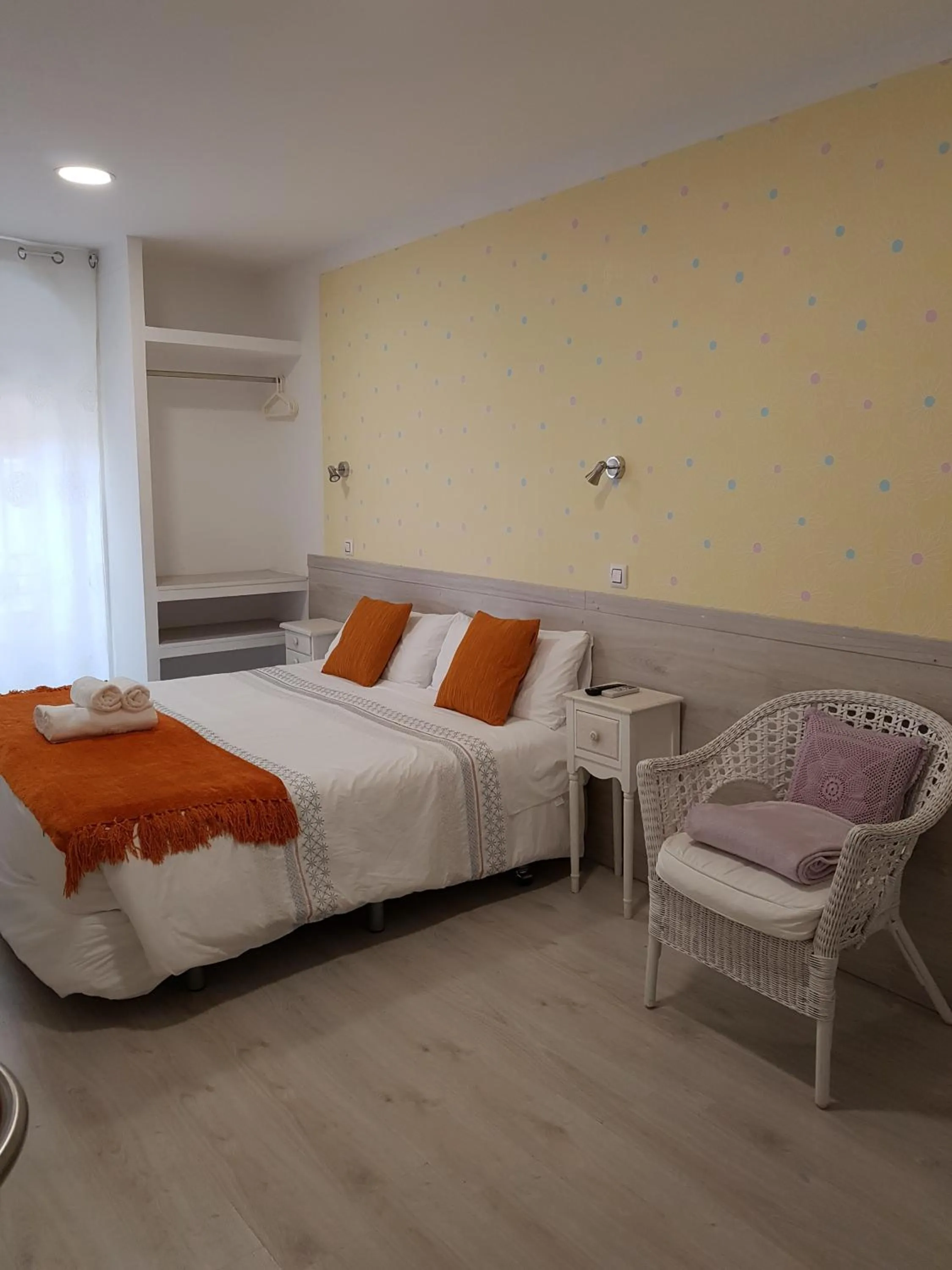 Photo of the whole room, Bed in Hostal Madrid Star