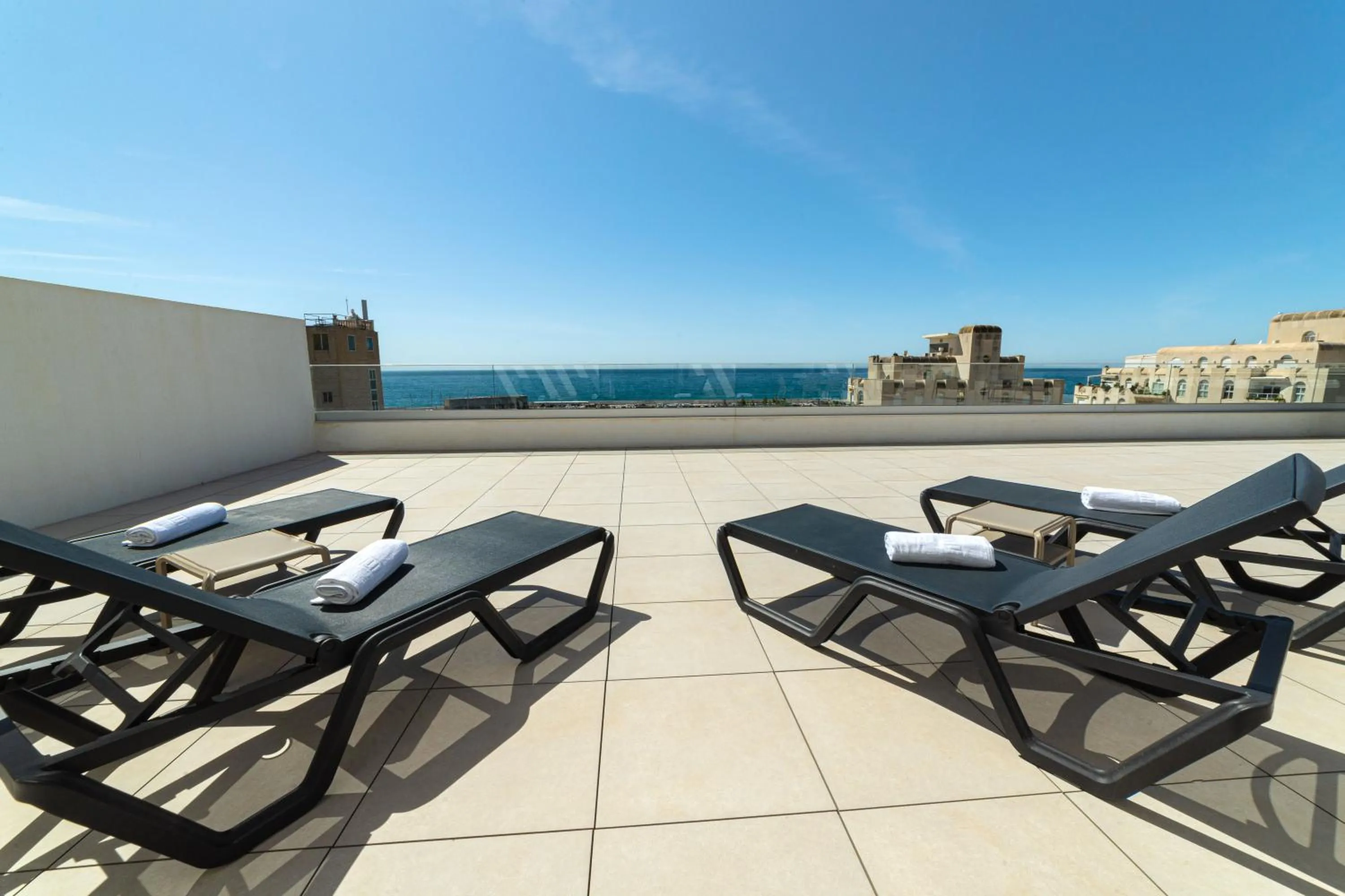 Balcony/Terrace in Aqua Apartments Bellamar, Marbella