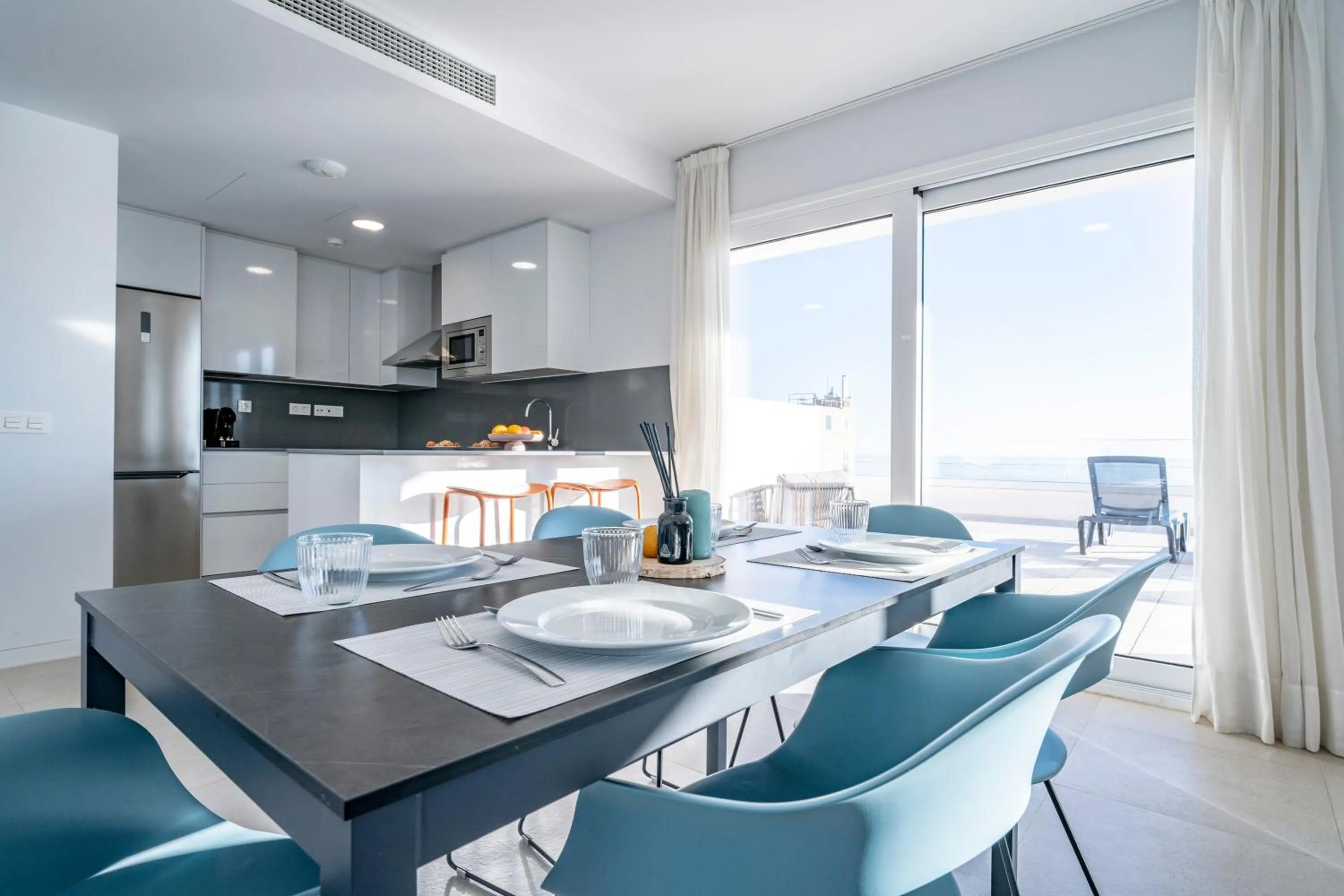 Kitchen or kitchenette in Aqua Apartments Bellamar, Marbella