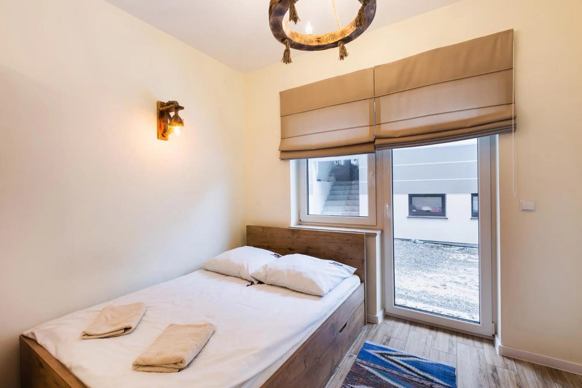 Bed in Apartamenty,pokoje Paholski