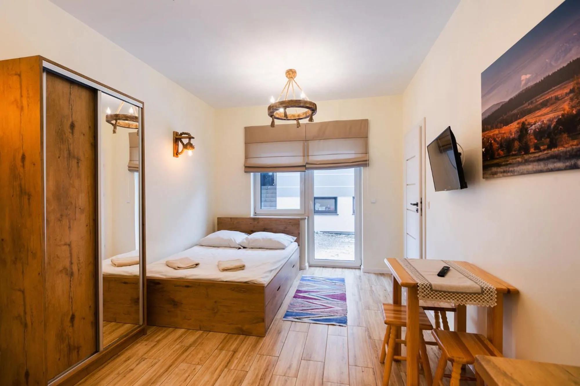 Bed in Apartamenty,pokoje Paholski