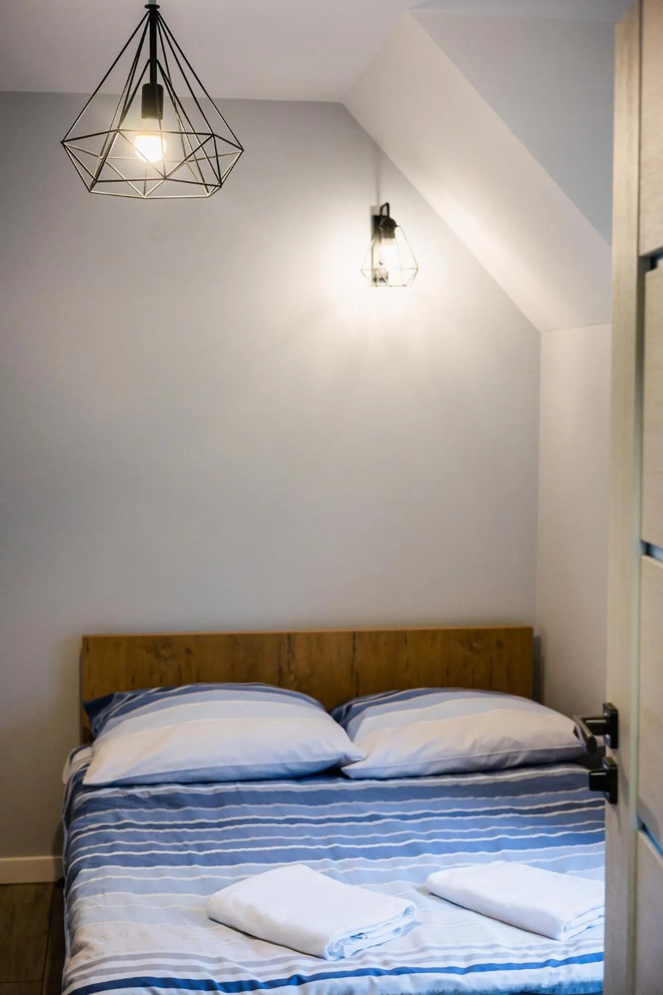 Bed in Apartamenty,pokoje Paholski