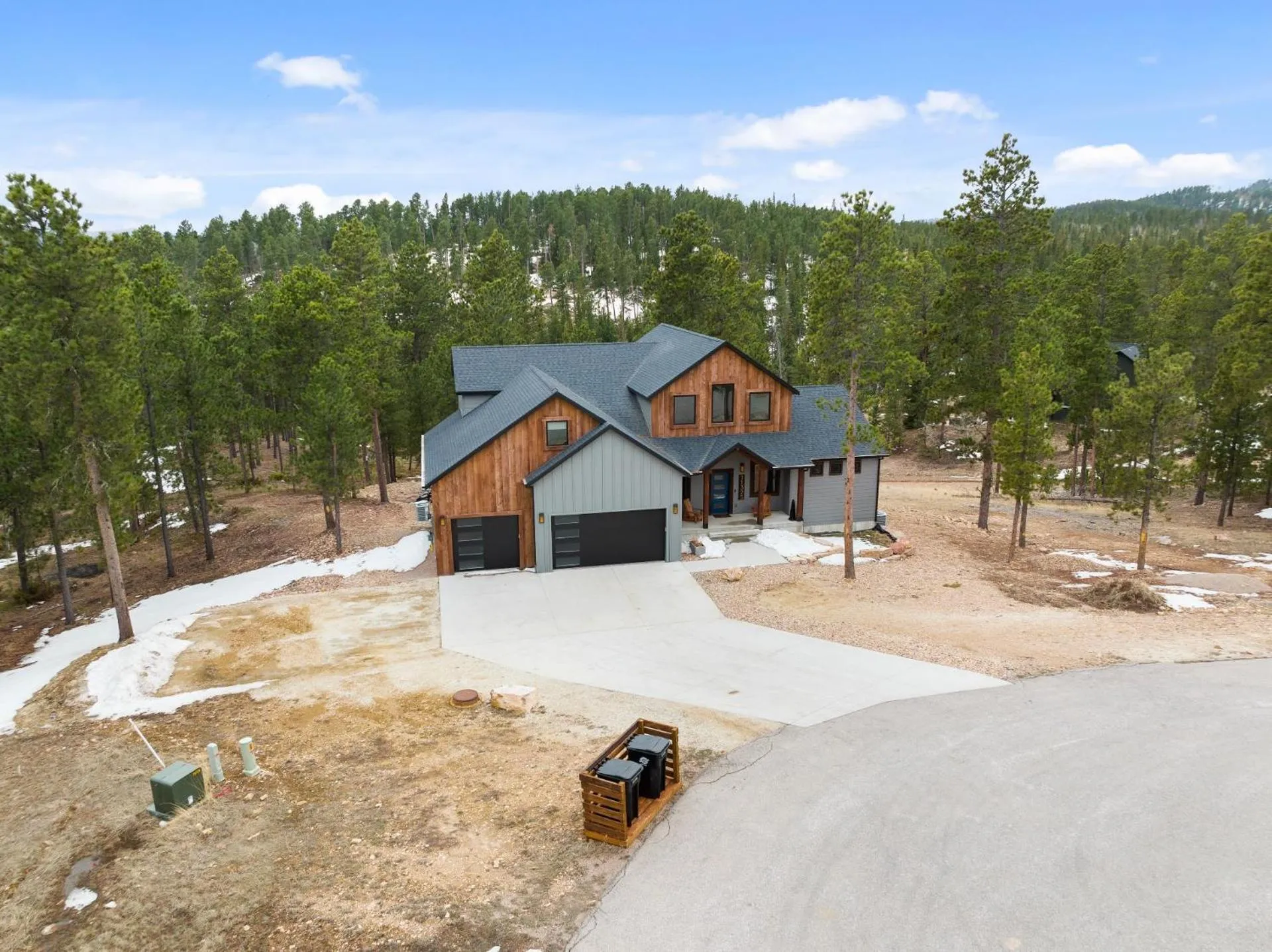 Copper Skies Lodge at Powder House Pass