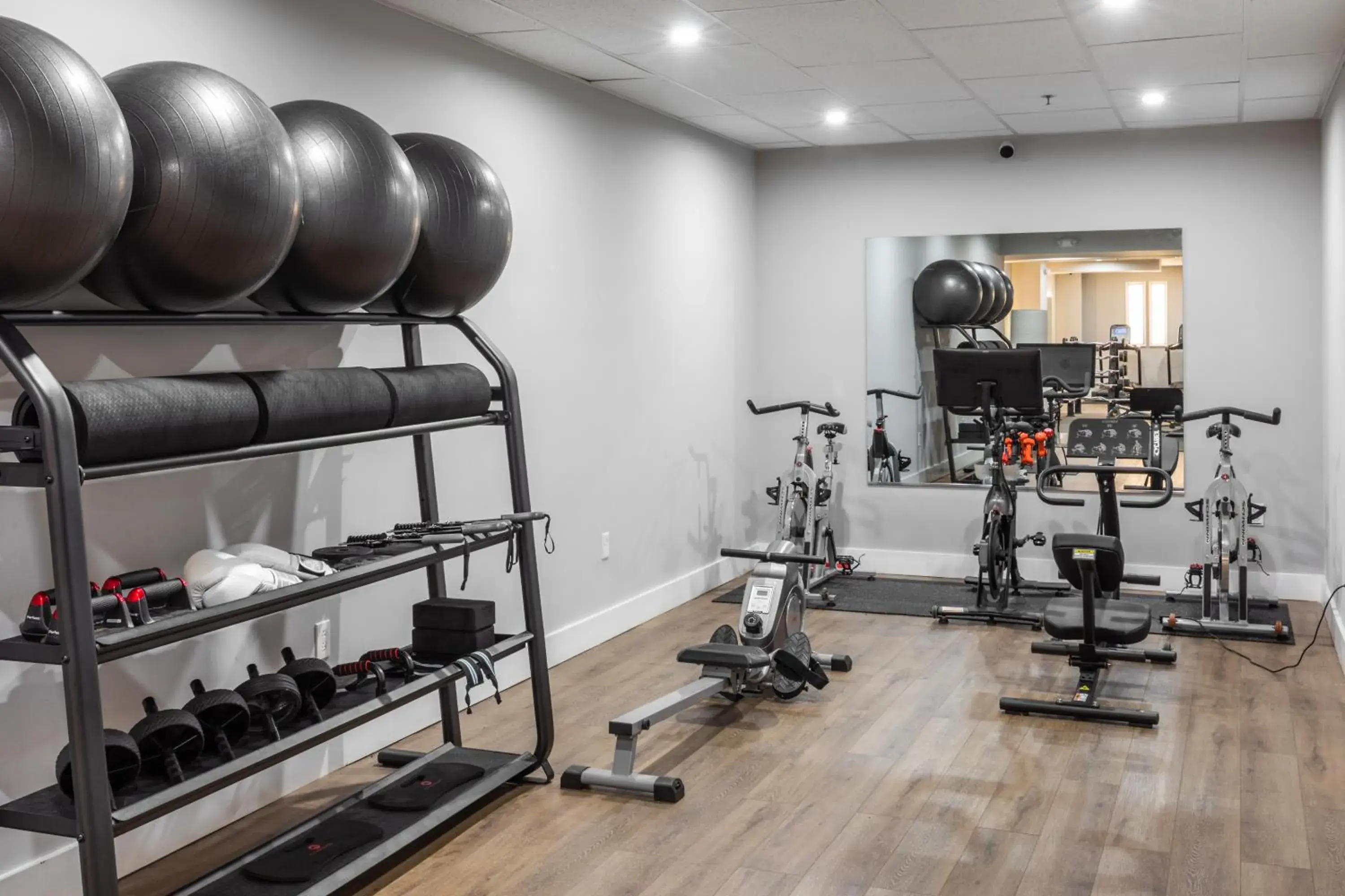 Fitness centre/facilities in The Ledger Residences by Sosuite - Old City Fitness centre/facilities in The Ledger Residences by Sosuite - Old City