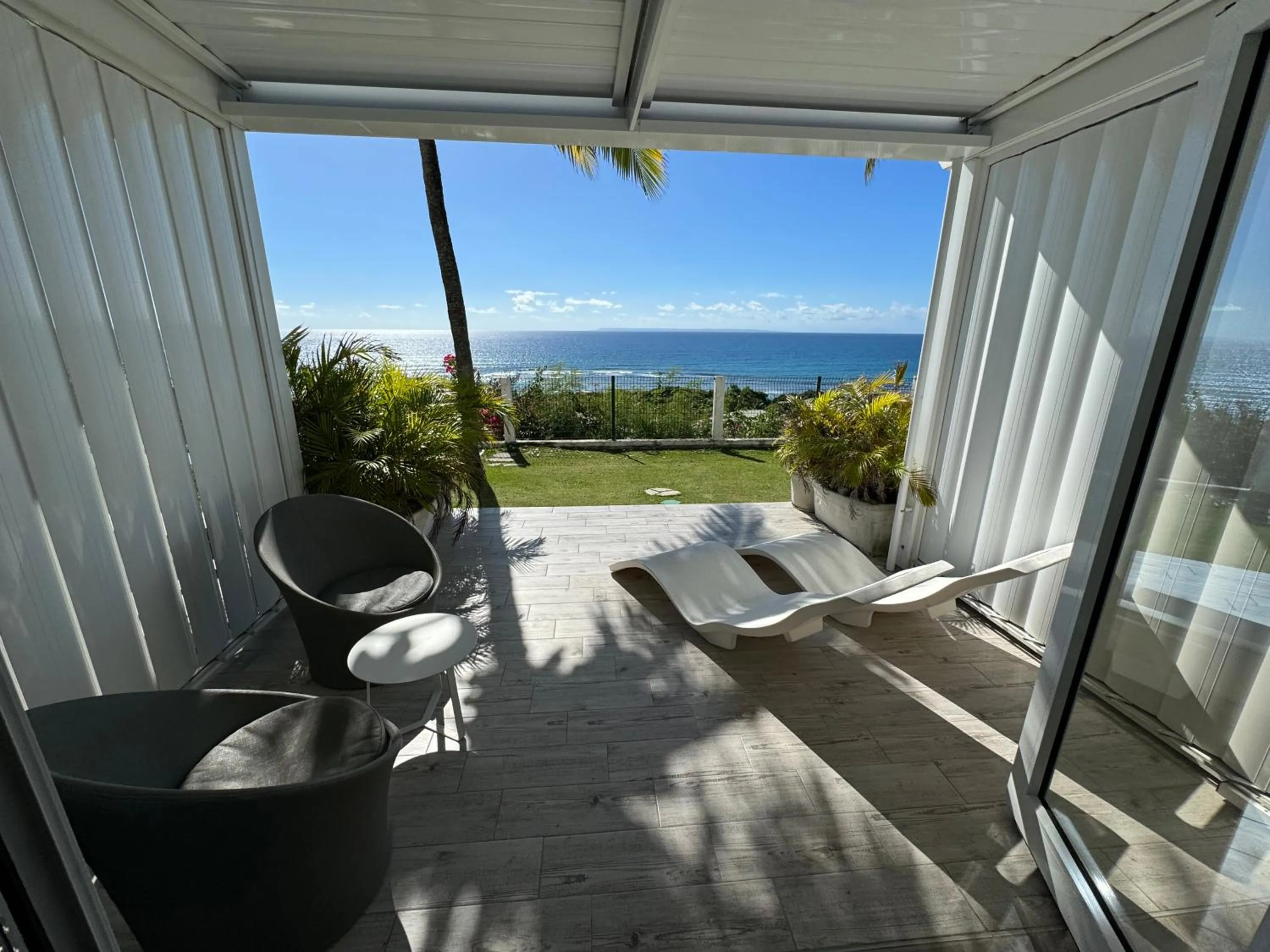Patio in Moana Lodge