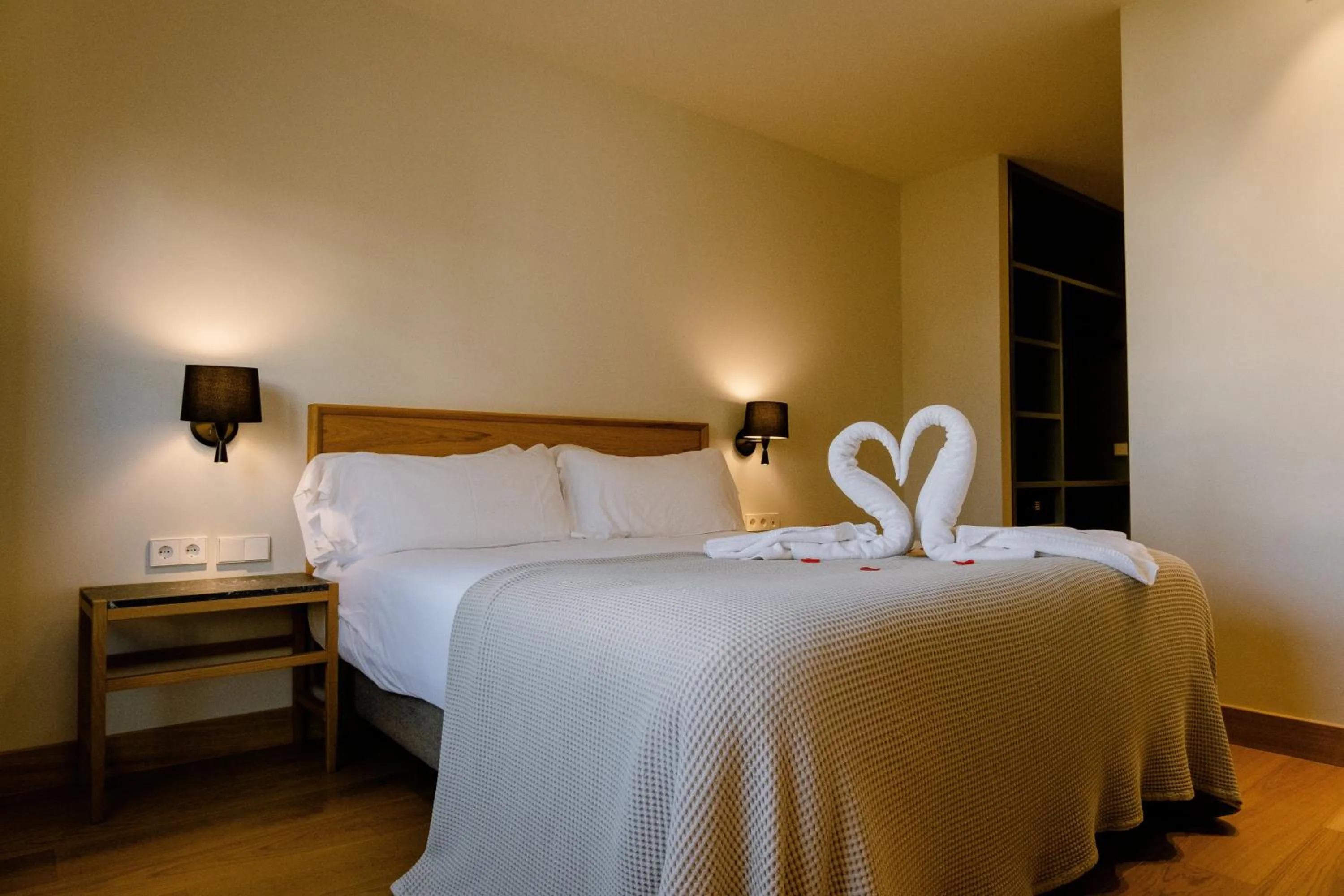 Bed in Hotel Estepona Plaza