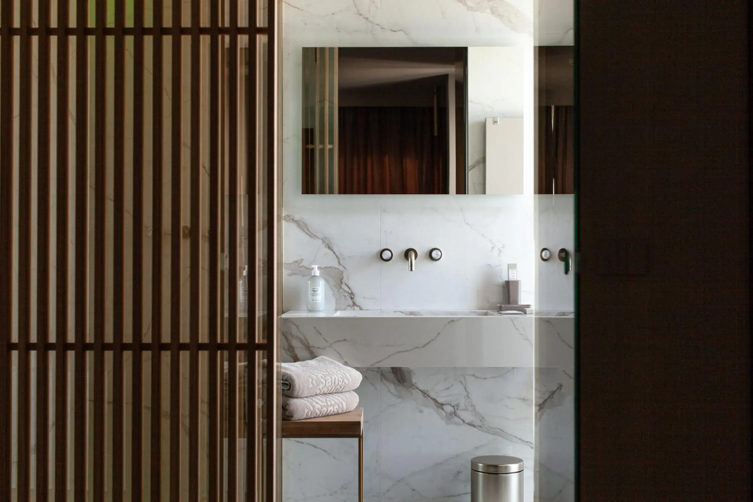 Bathroom in Hotel Sans Souci Bathroom in Hotel Sans Souci