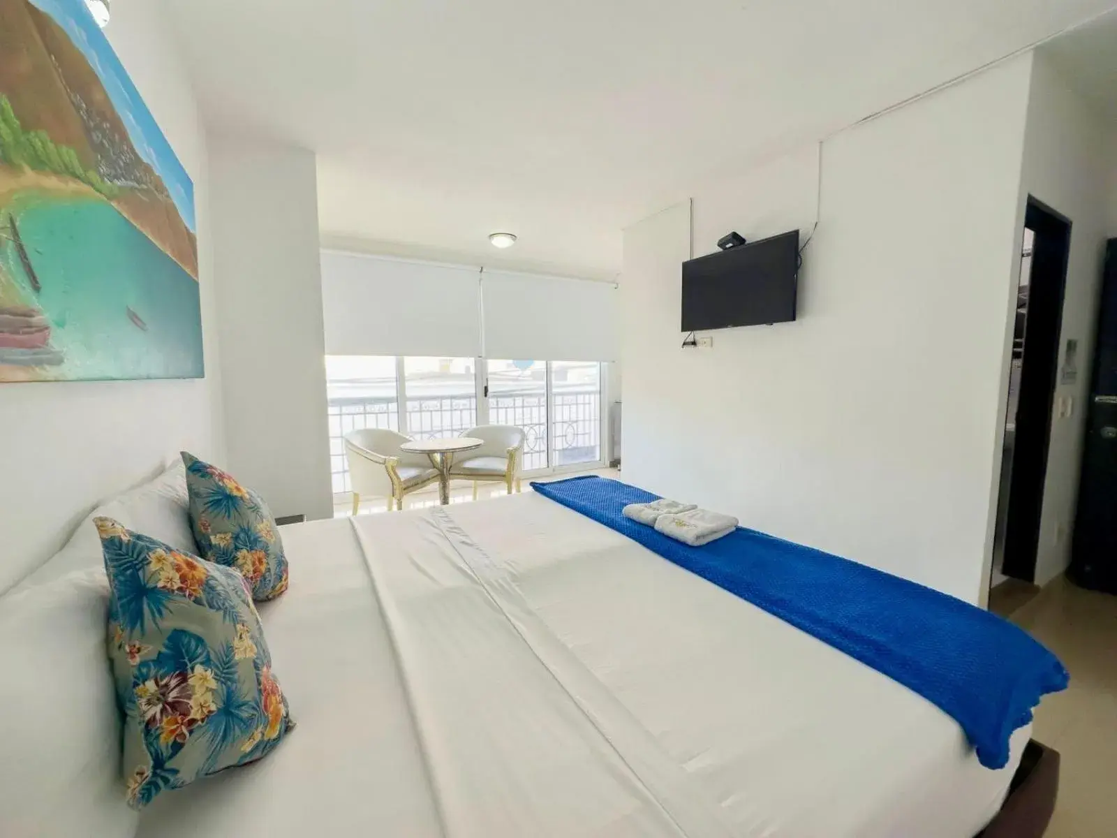 King Room - single occupancy in Hotel Parque de los Novios Inn King Room - single occupancy in Hotel Parque de los Novios Inn