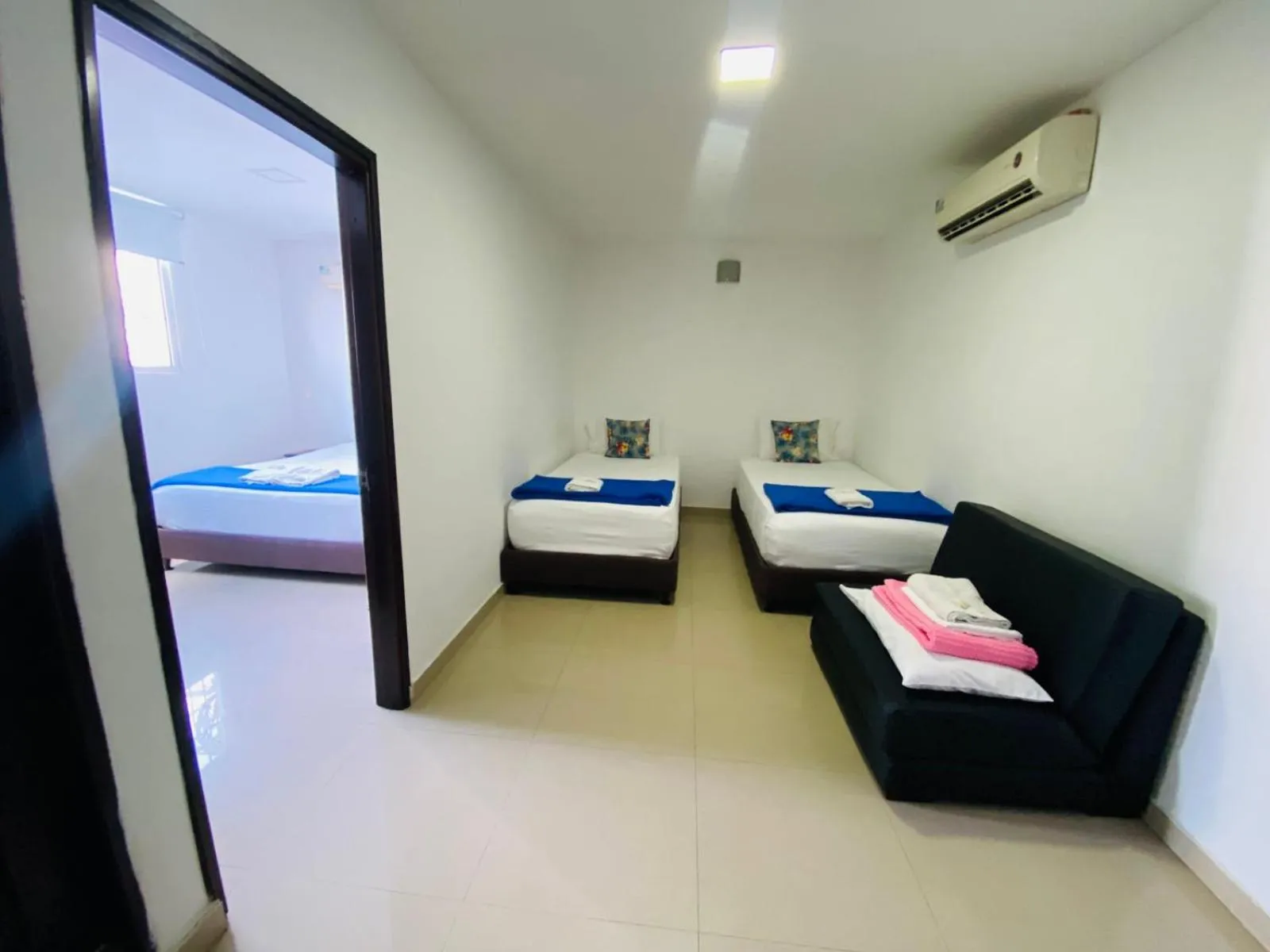 Bed in Hotel Parque de los Novios Inn