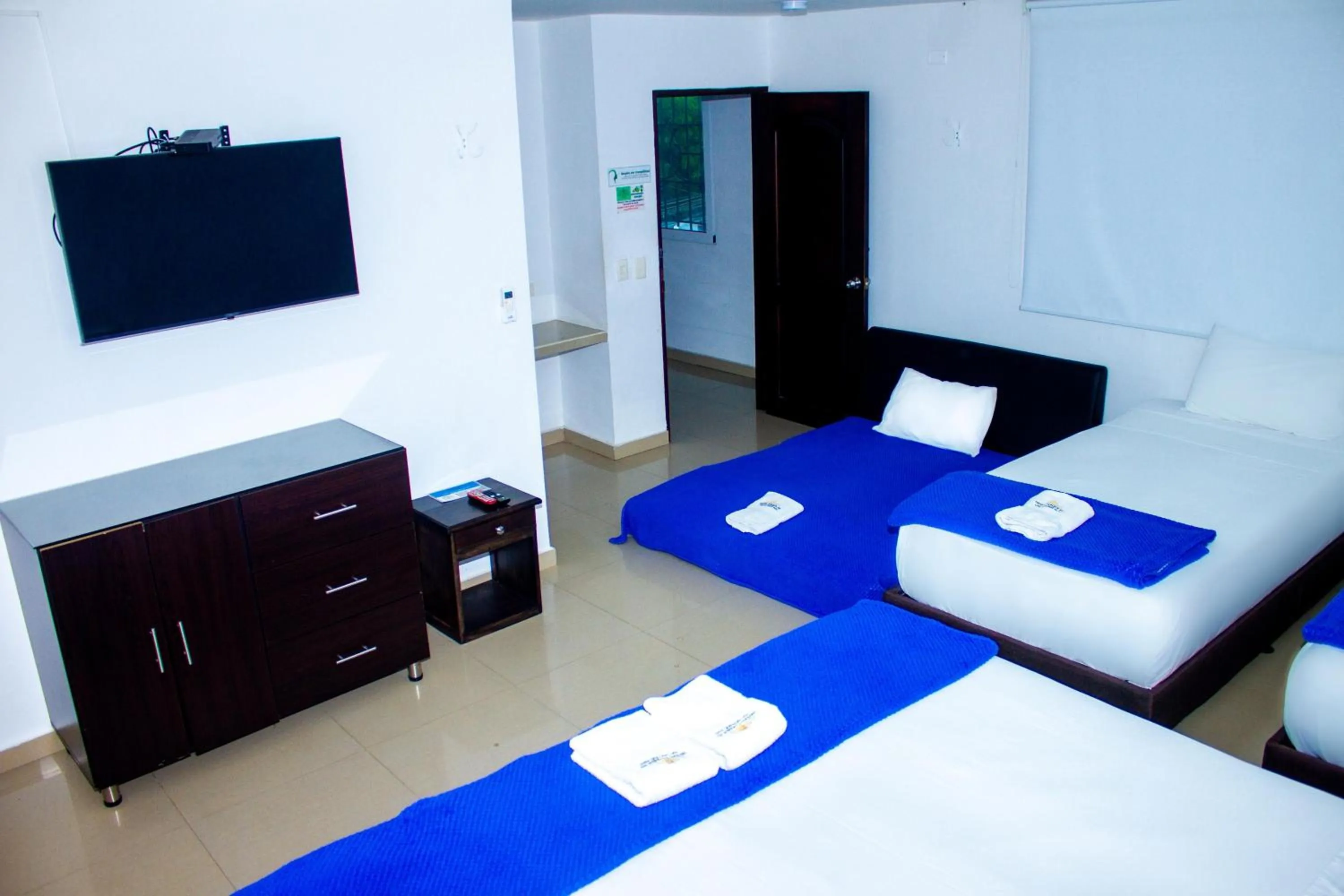 Bed in Hotel Parque de los Novios Inn