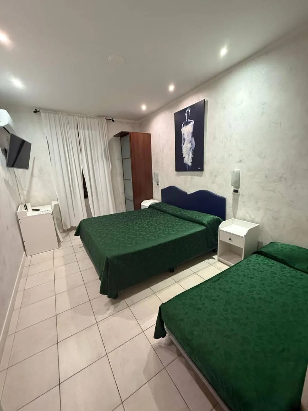 Bed in Pollon Inn Sanremo