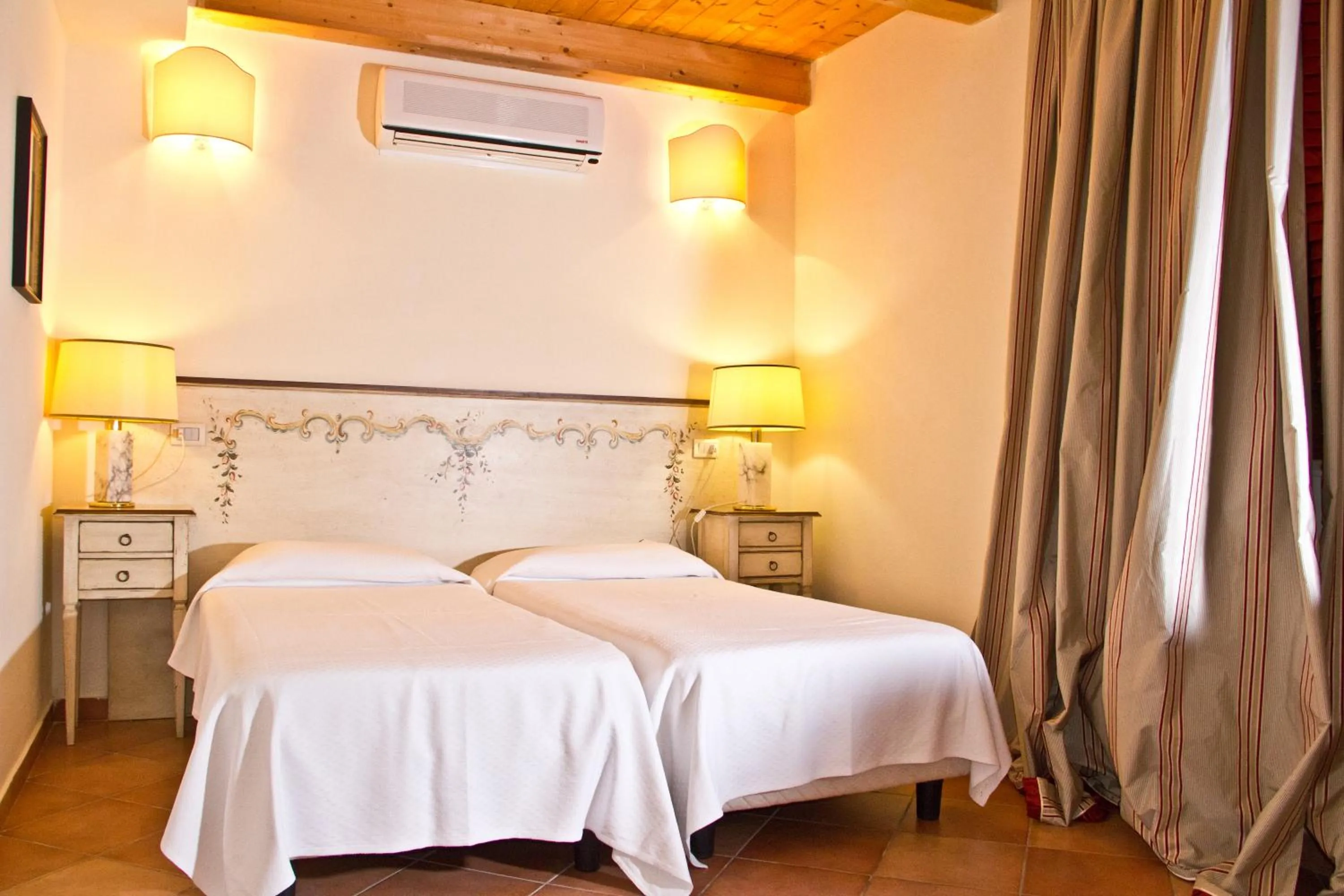 Photo of the whole room, Bed in Fattoria San Lorenzo