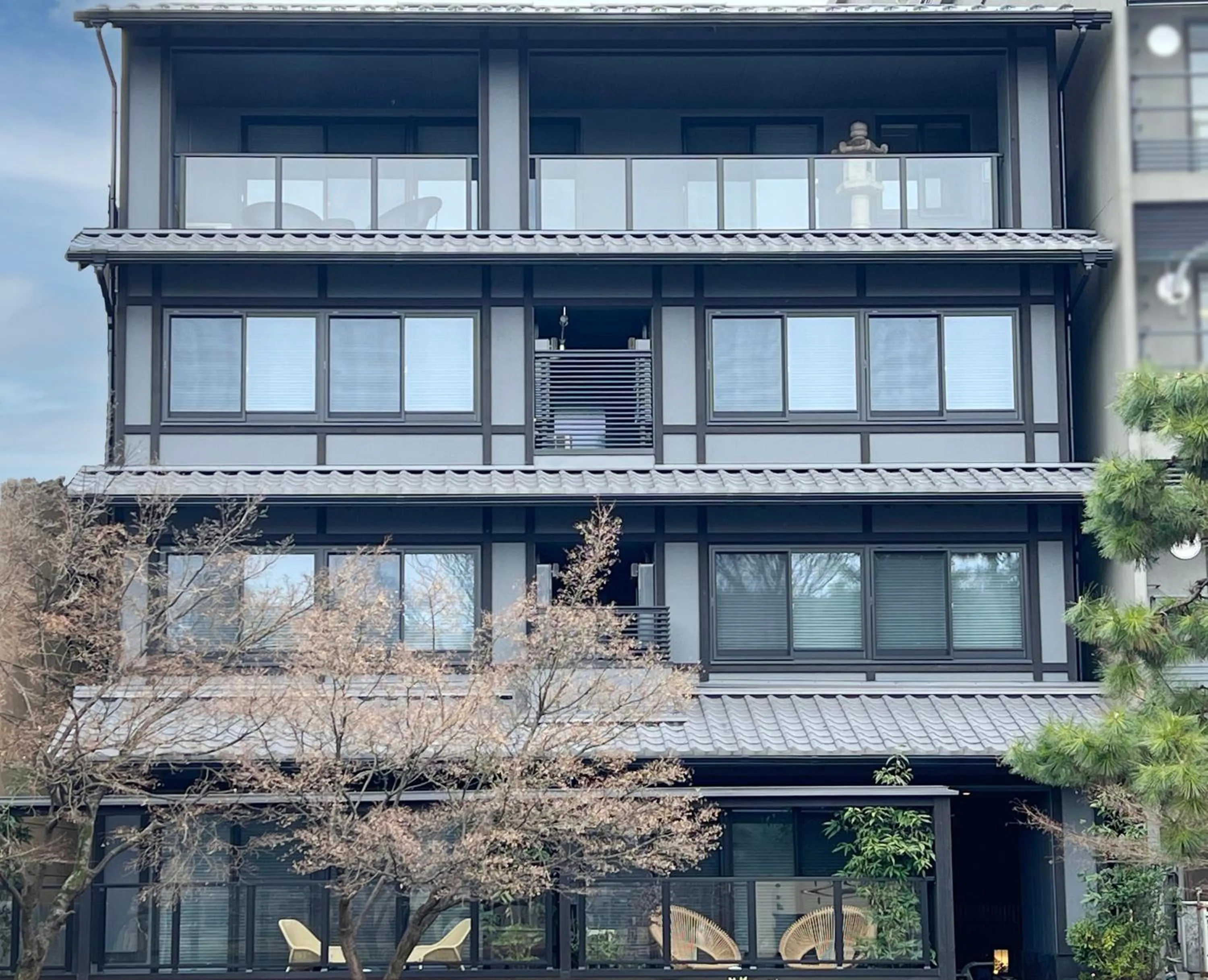 Property building in Rinn Gion Shirakawa