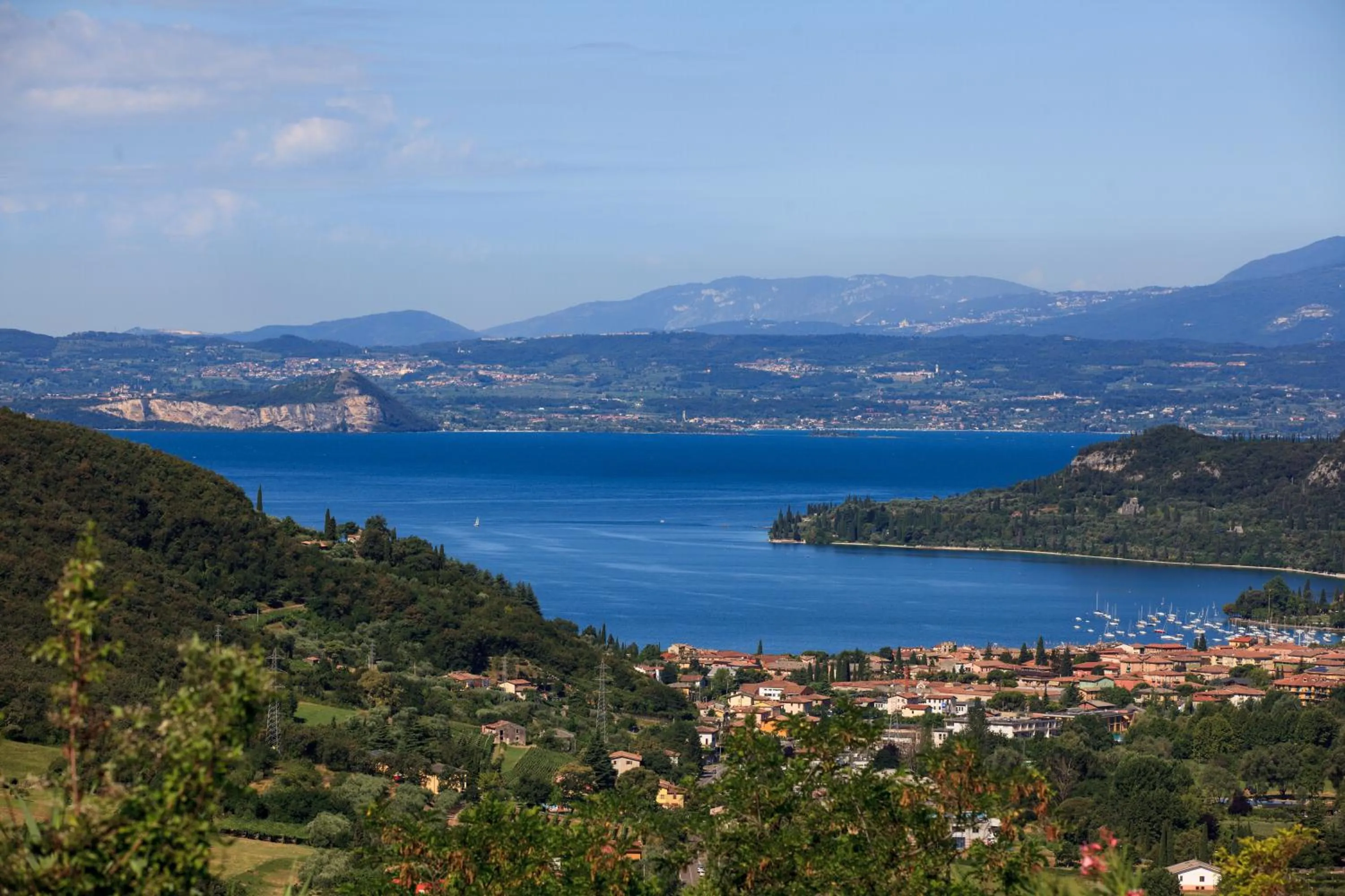 Lake view in Hotel Boffenigo - The Golden Hour