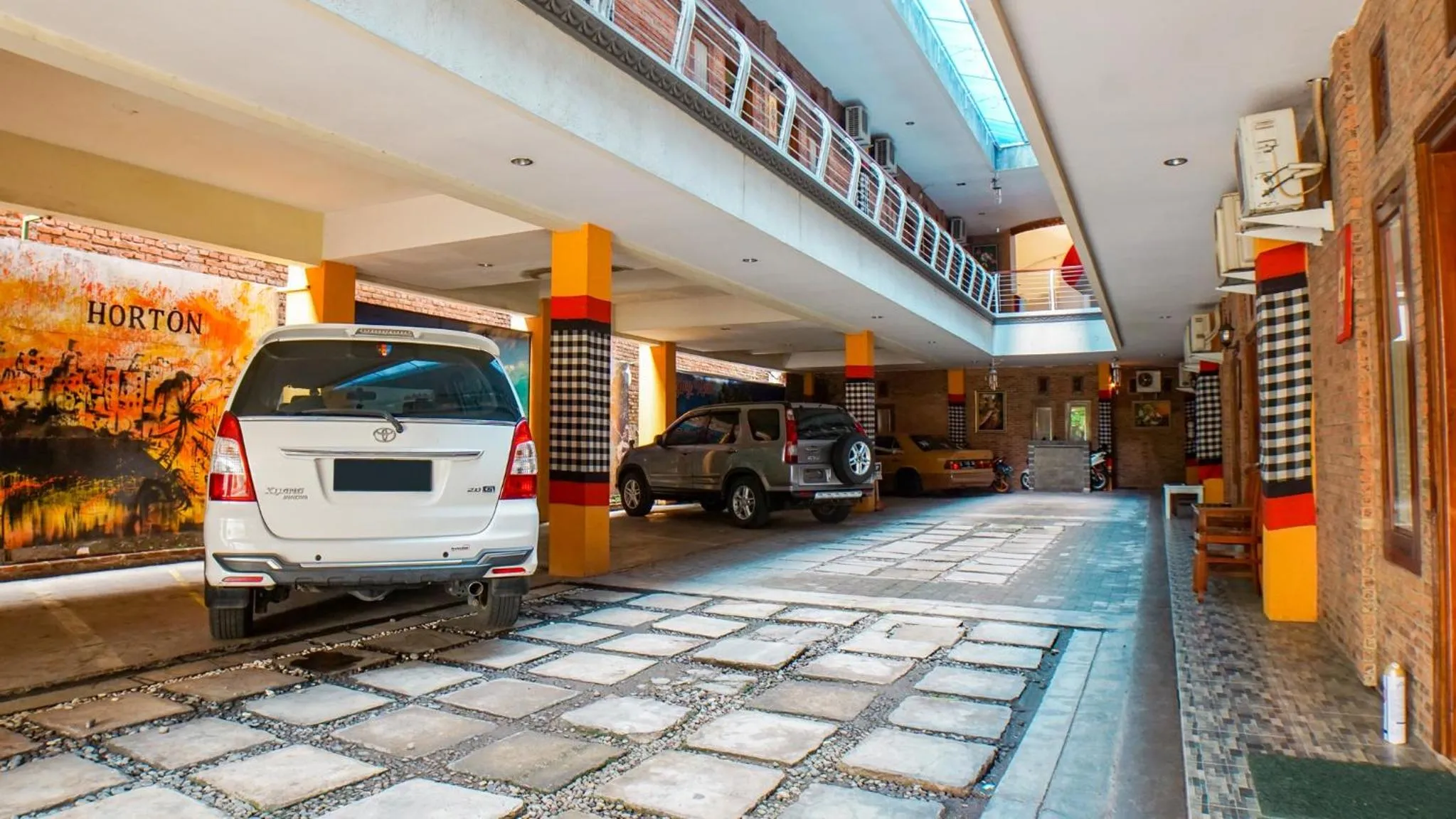 Lobby or reception in Horton Hotel Cirebon