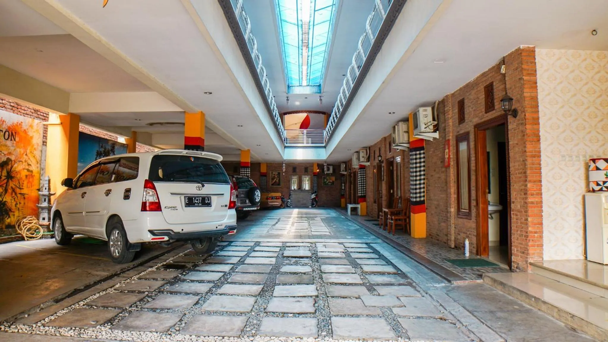 Area and facilities in Horton Hotel Cirebon