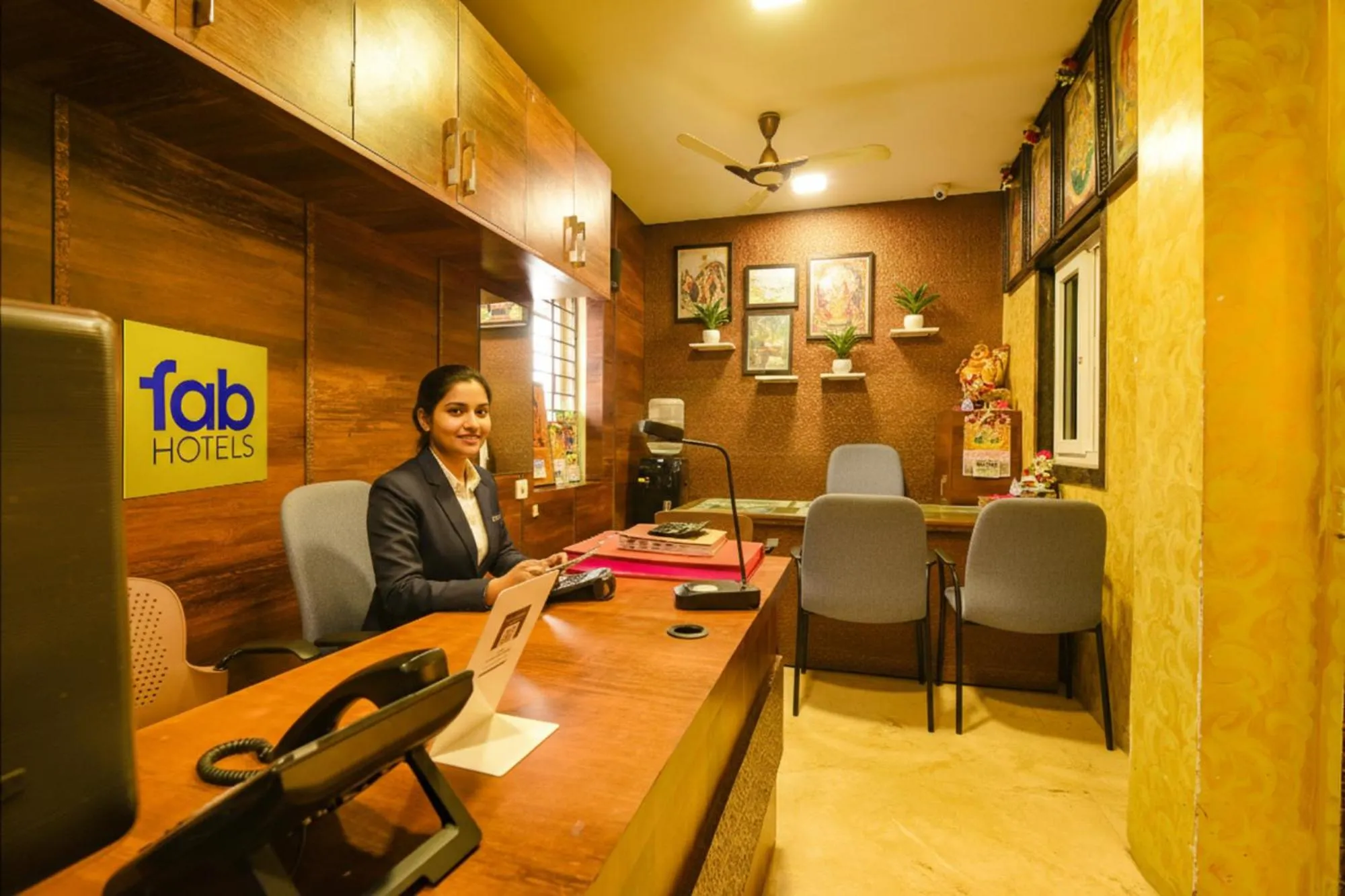 Lobby or reception in FabHotel Vijaylakshmi Stay Inn - Nr Chennai International Airport