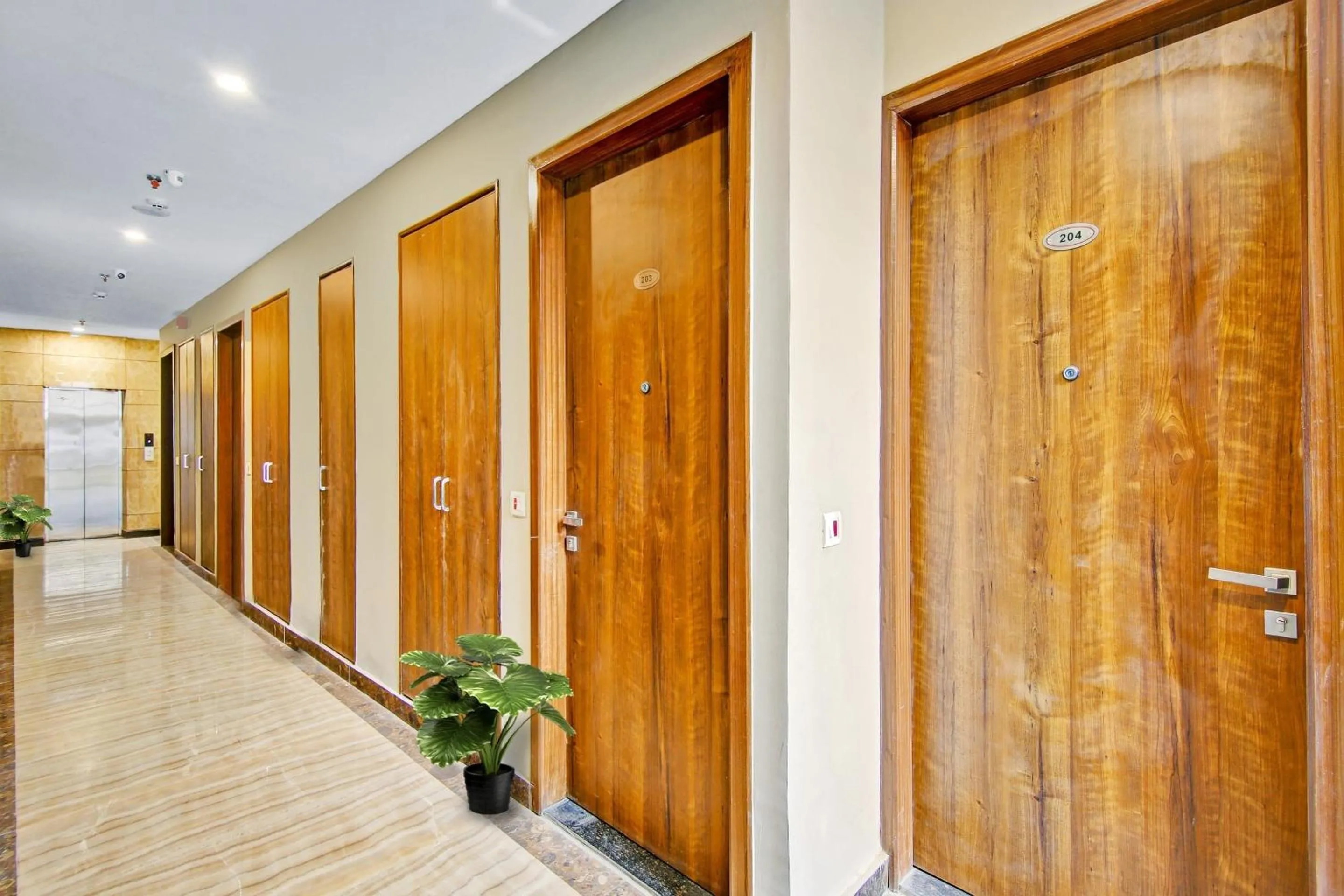 Lobby or reception in Townhouse Golden Frame