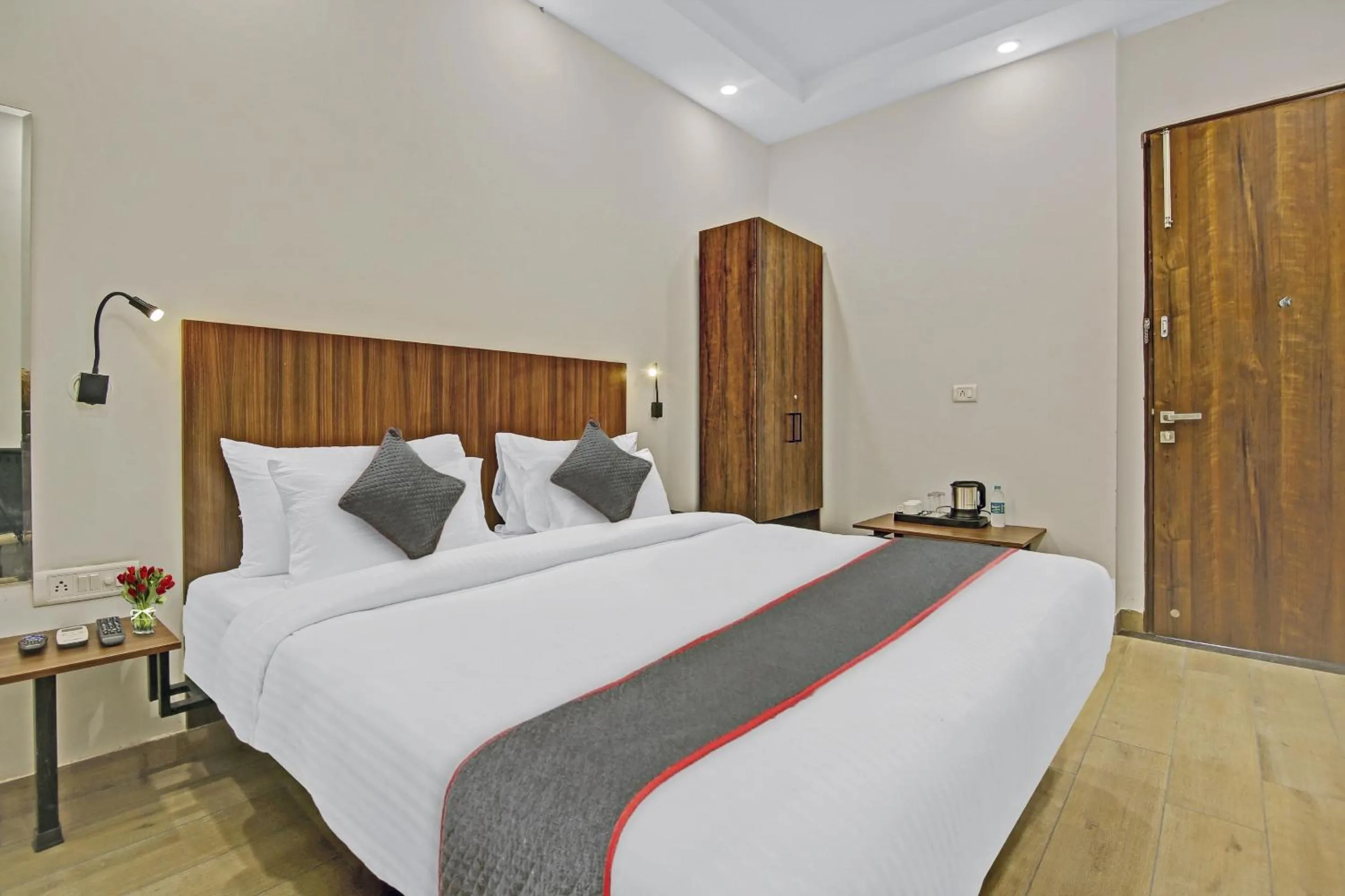 Bedroom, Bed in Townhouse Golden Frame
