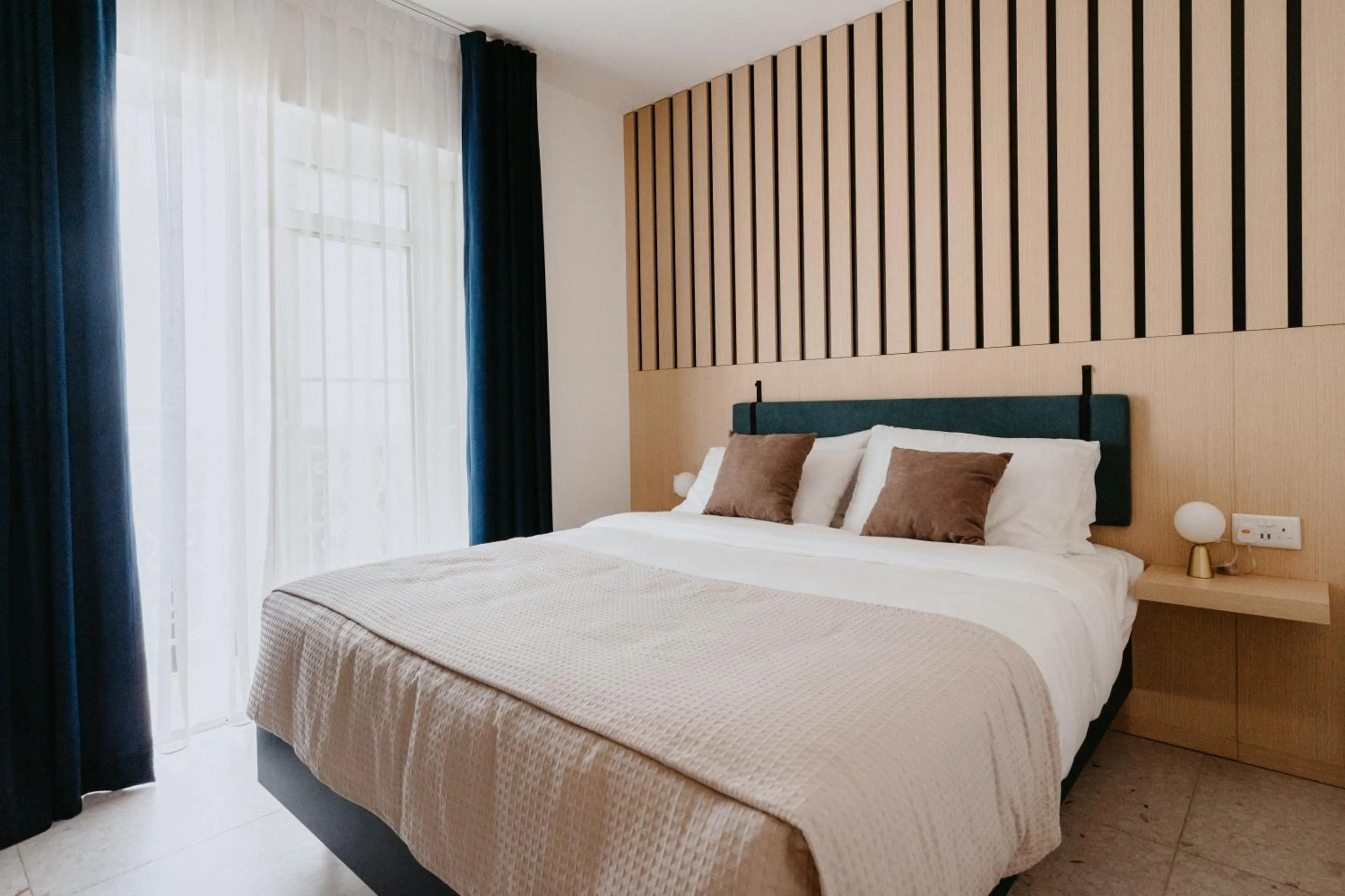 Bed in Townhouse17 Boutique Bed & Breakfast