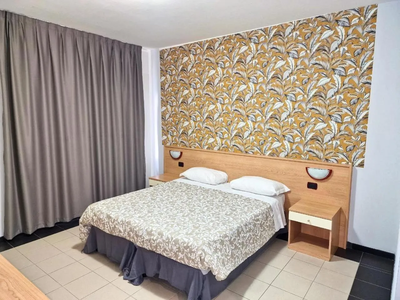 Bedroom, Bed in Hotel Ayri