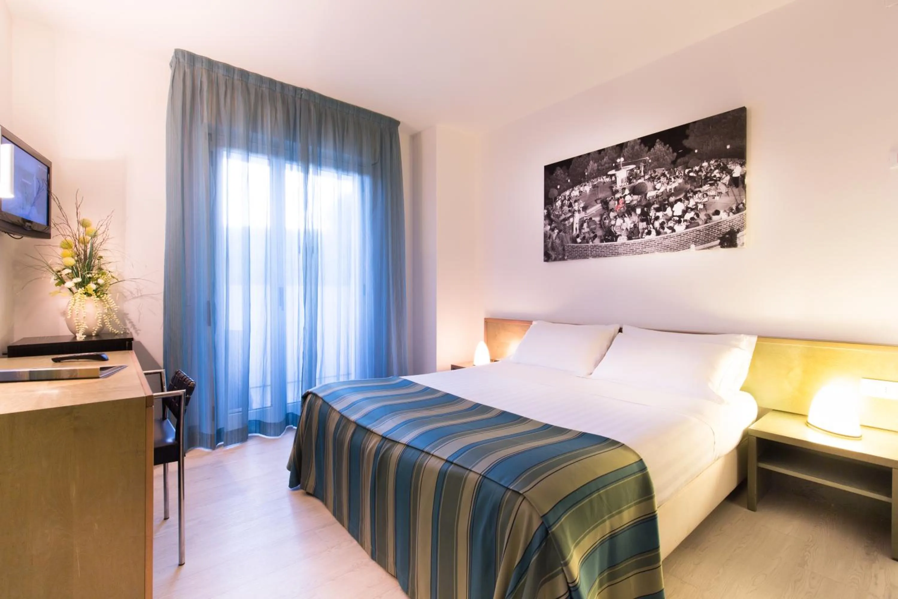 Bed in Hotel Florida