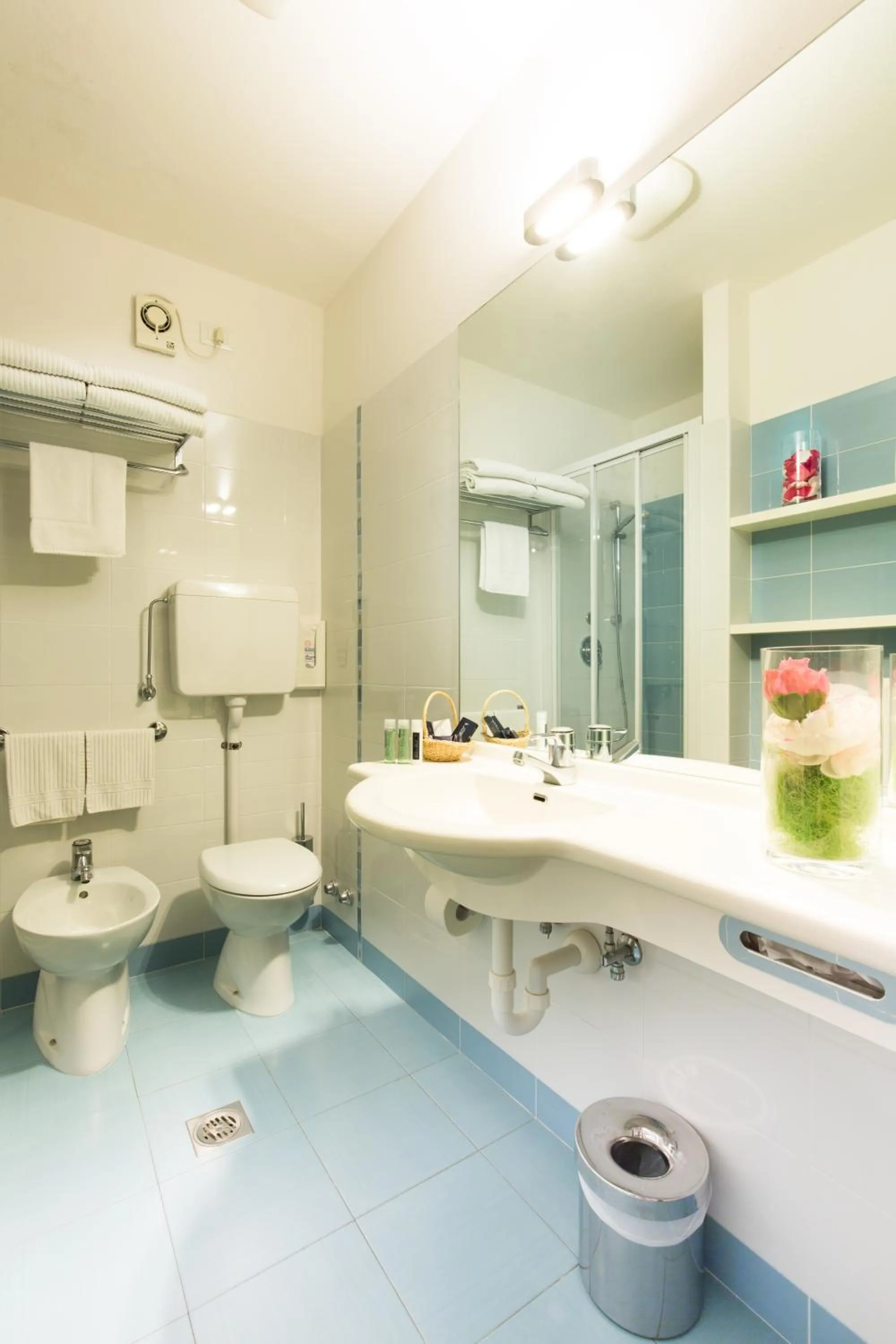 Toilet in Hotel Florida