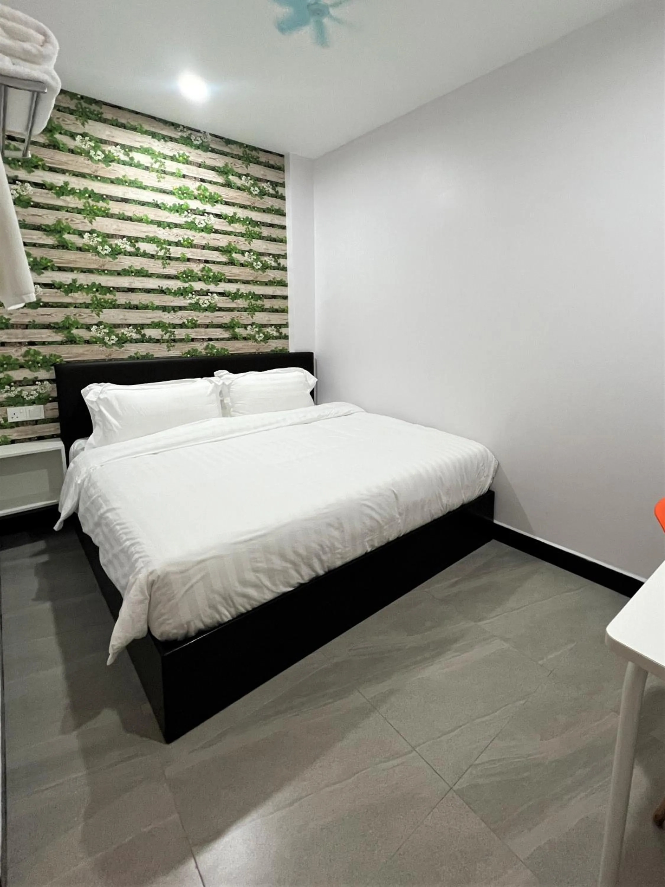 Bedroom, Bed in Hotel Decentraland Kuala Terengganu