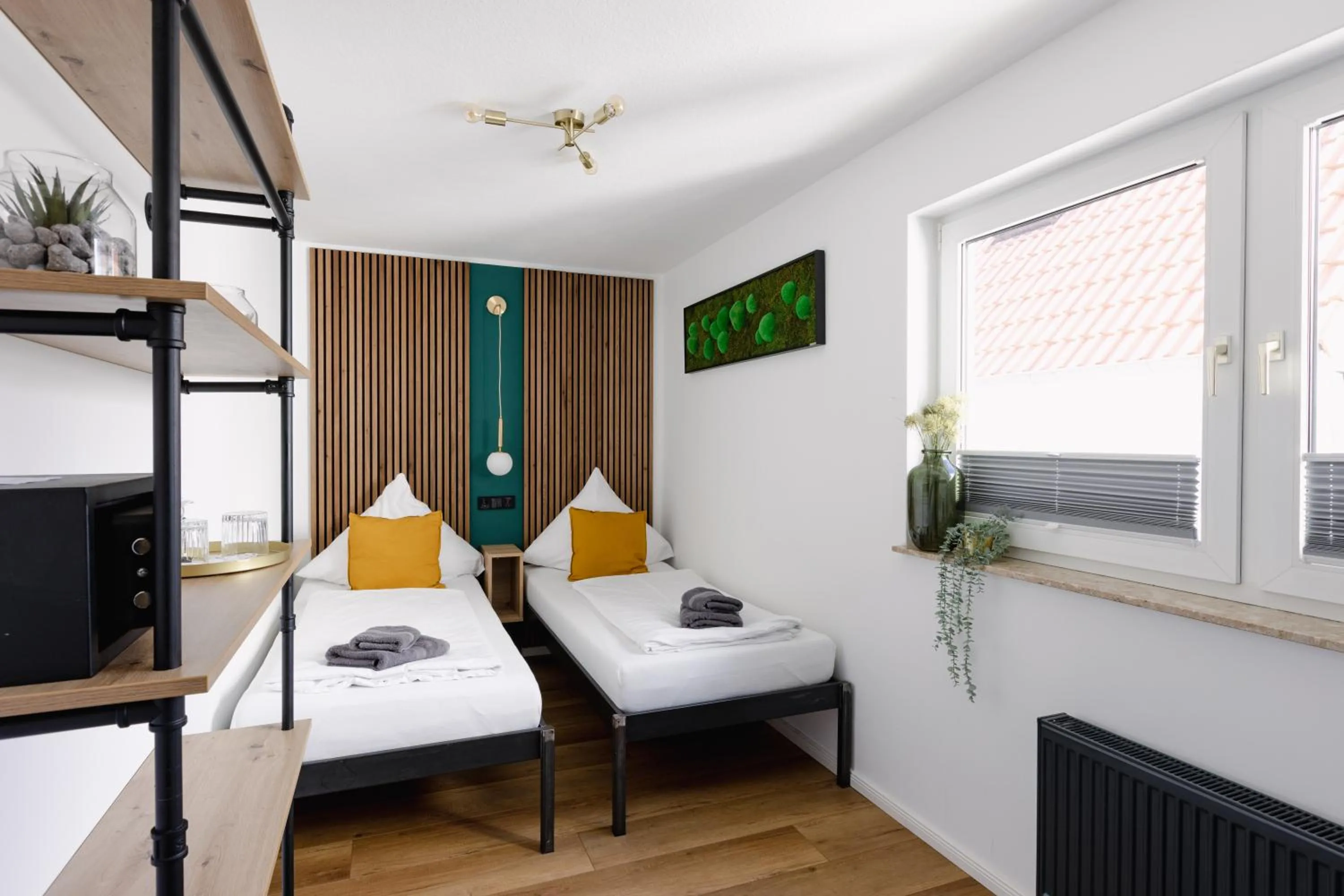 Photo of the whole room, Bed in Alex & Rine - Pension Zum Alten Strom